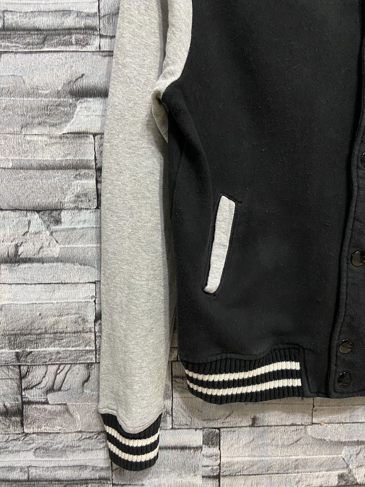 Japanese Brand Sorridered Varsity Jacket button hoodie size M fit S Size US S / EU 44-46 / 1 - 5 Thumbnail