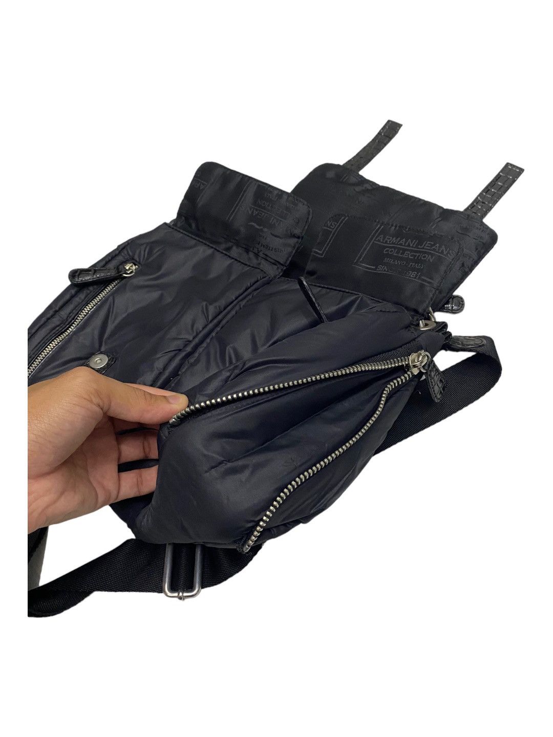 Armani 🔥ARMANI JEANS MULTI POCKET ZIPPER PUFFER SLING BAG Size ONE SIZE - 5 Thumbnail