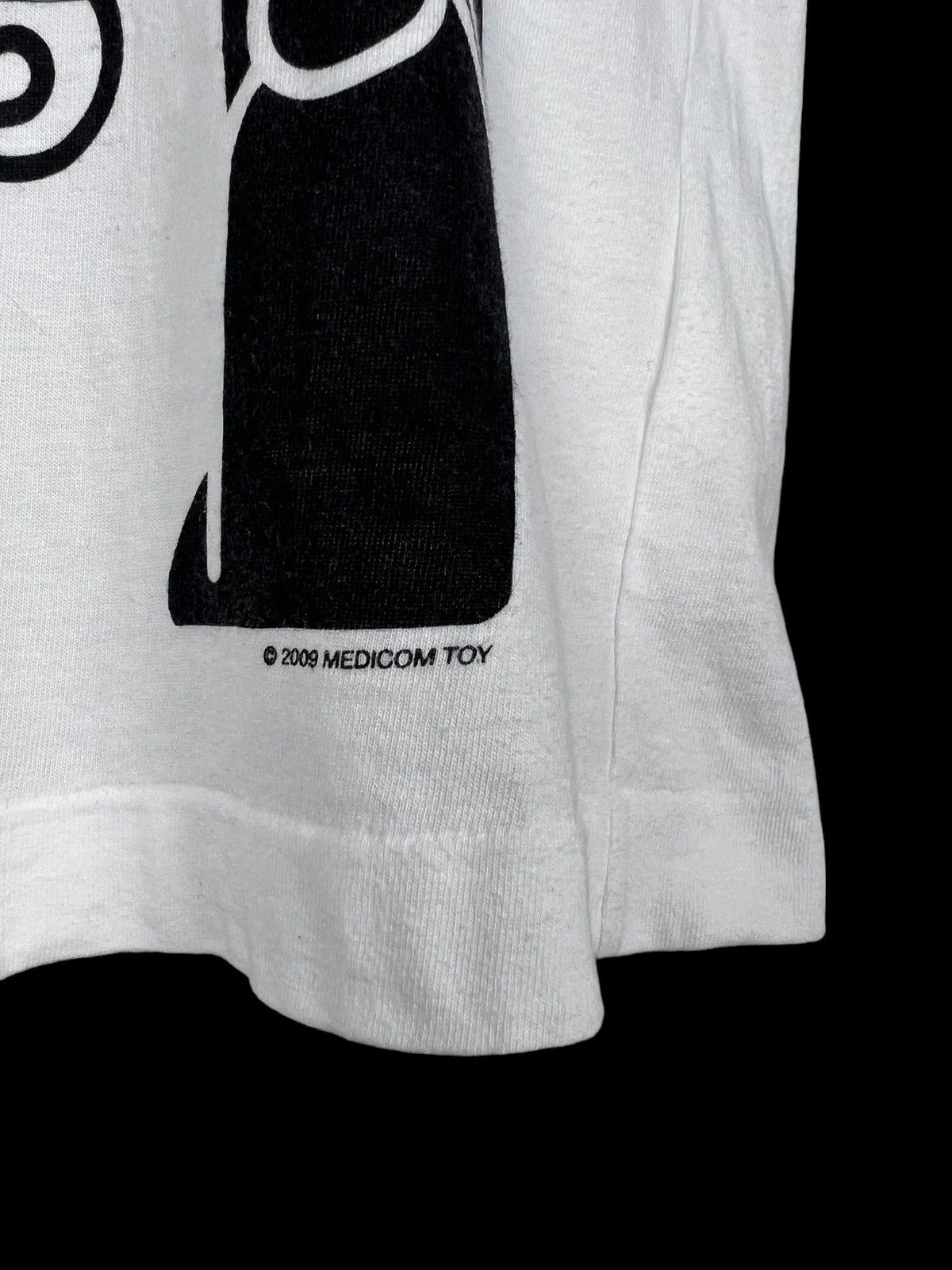 10 Corso Como × Comme des Garcons Rare 2009 CDG x 10 Corso Como x Medicom Toy Tshirt Size XS / US 0-2 / IT 36-38 - 3 Thumbnail