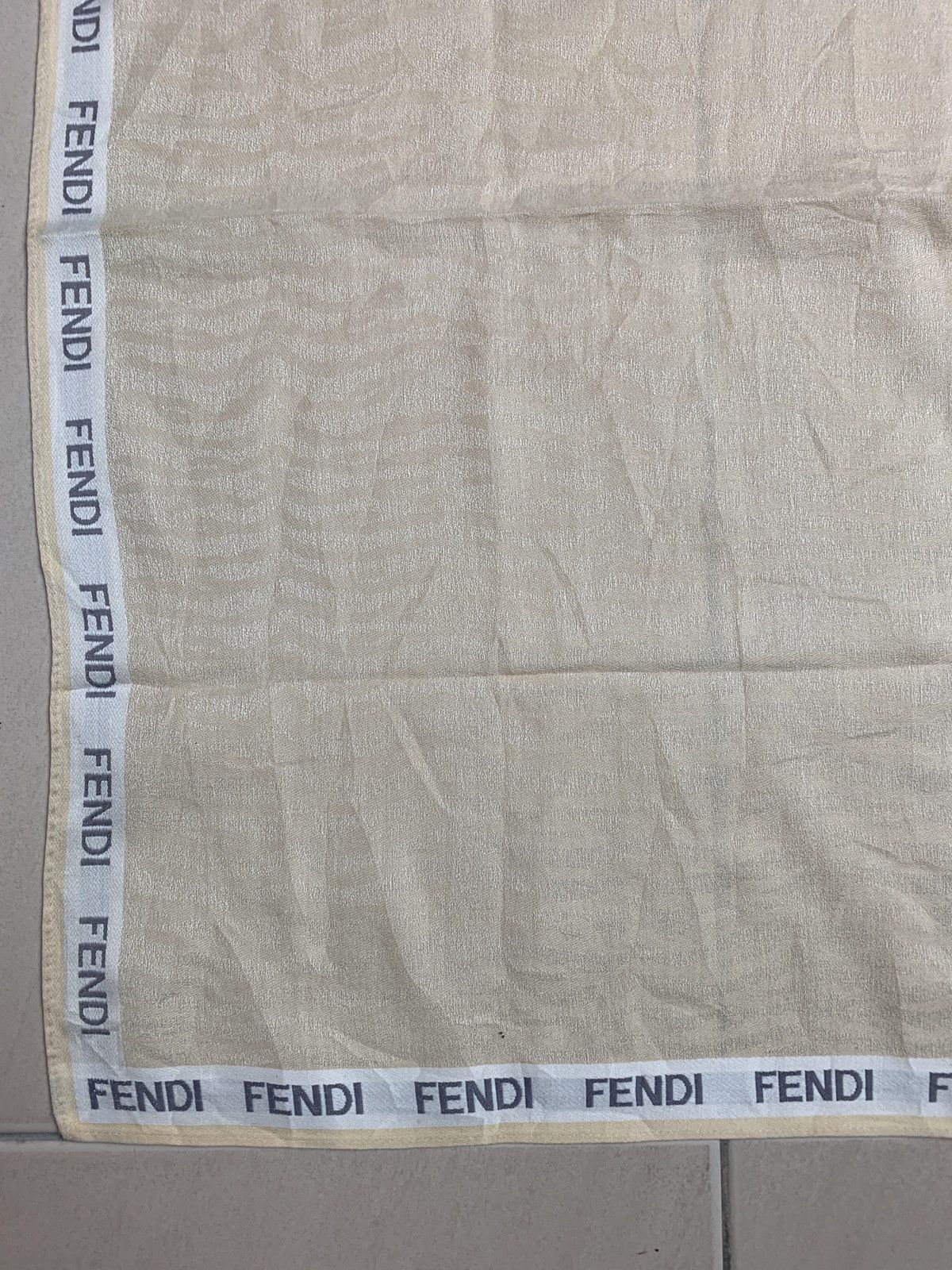 Designer Fendi Handkerchief Pocketsquares Size ONE SIZE - 7 Thumbnail