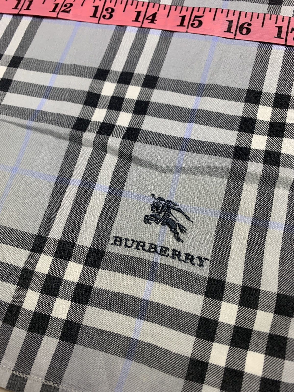 Burberry Burberry Handkerchief Pocketsquares Size ONE SIZE - 8 Thumbnail