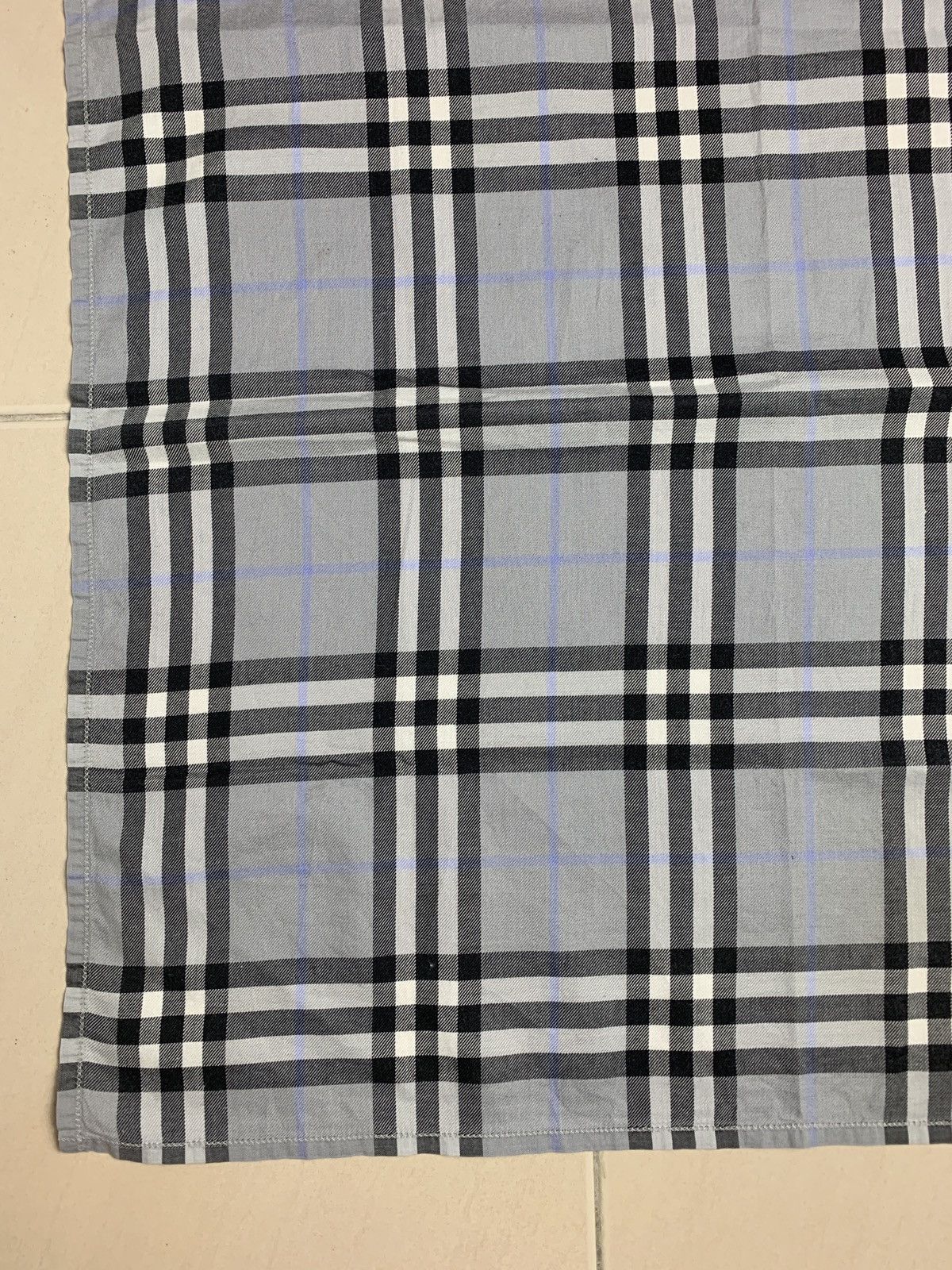 Burberry Burberry Handkerchief Pocketsquares Size ONE SIZE - 7 Thumbnail