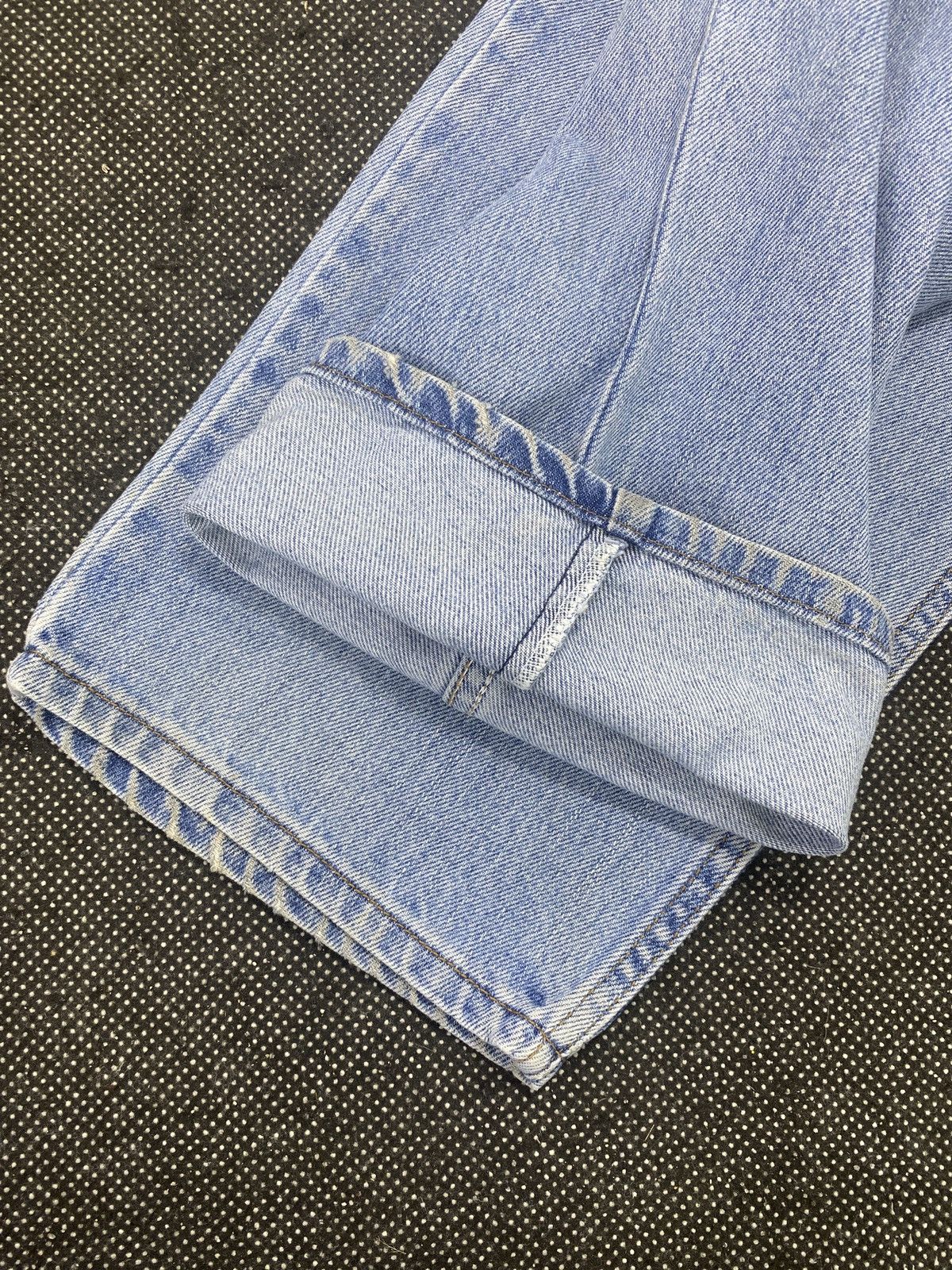 Levi's VINTAGE LEVIS 550 BLUE WASH JEANS-J468 Size US 39 - 9 Thumbnail