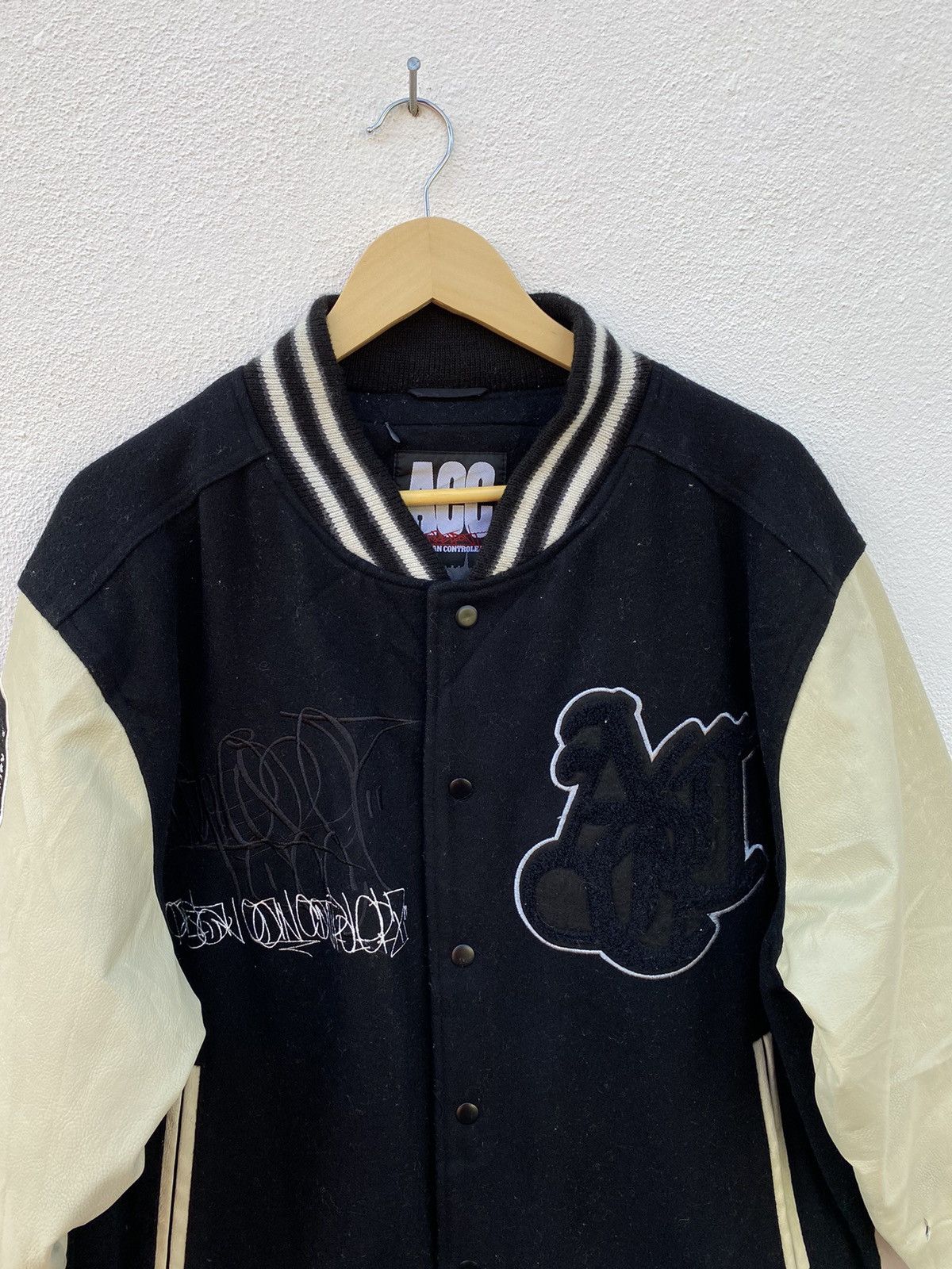 Other Vintage asian can controlerz embroidery wool varsity jacket Size US L / EU 52-54 / 3 - 5 Thumbnail