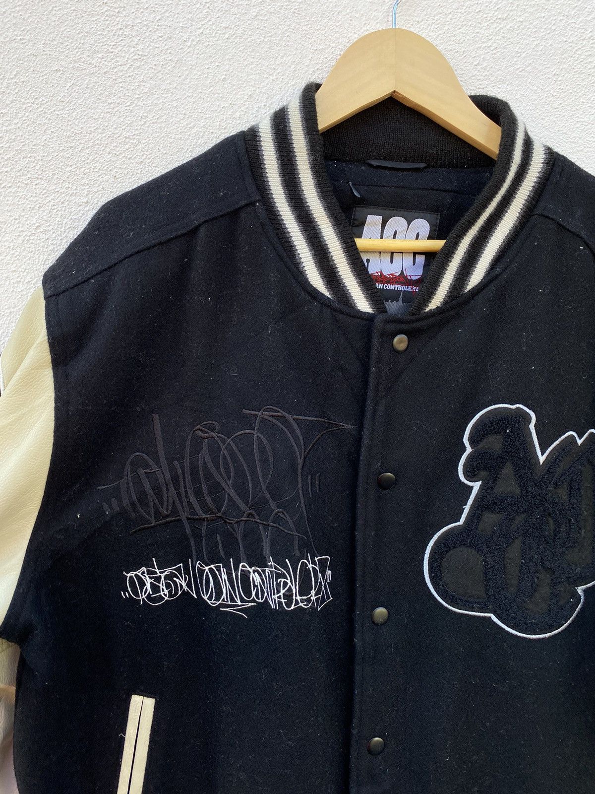 Other Vintage asian can controlerz embroidery wool varsity jacket Size US L / EU 52-54 / 3 - 10 Thumbnail