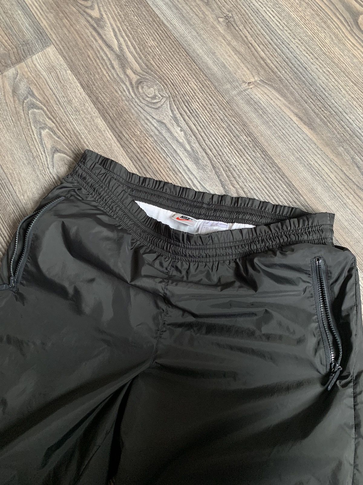 Nike × Vintage NIKE DRILL VINTAGE BIG SWOOSH NYLON PANTS 90’S Size US 32 / EU 48 - 12 Thumbnail