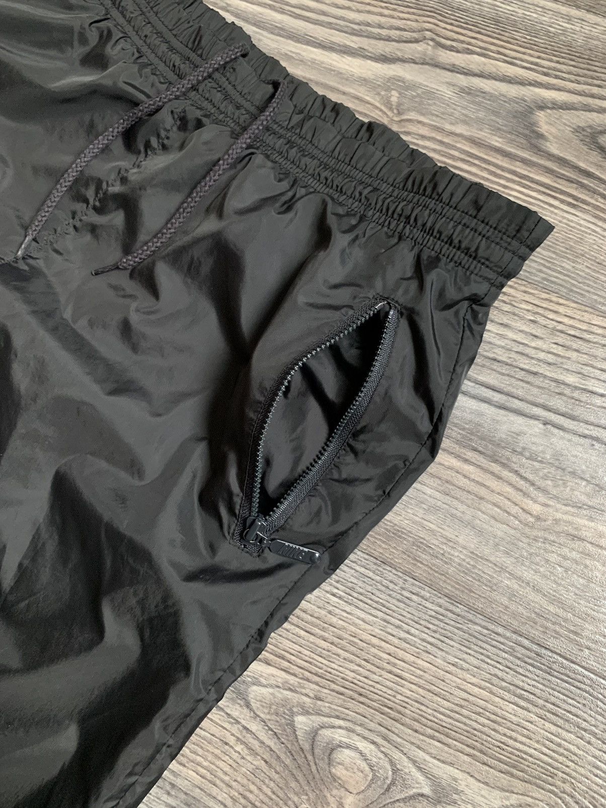Nike × Vintage NIKE DRILL VINTAGE BIG SWOOSH NYLON PANTS 90’S Size US 32 / EU 48 - 10 Thumbnail