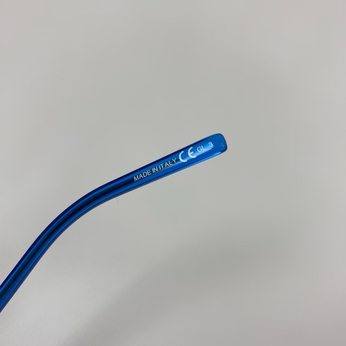 Designer Saint Laurent Paris SL37 Surf Blue Square Frame Sunglasses Size ONE SIZE - 17 Thumbnail