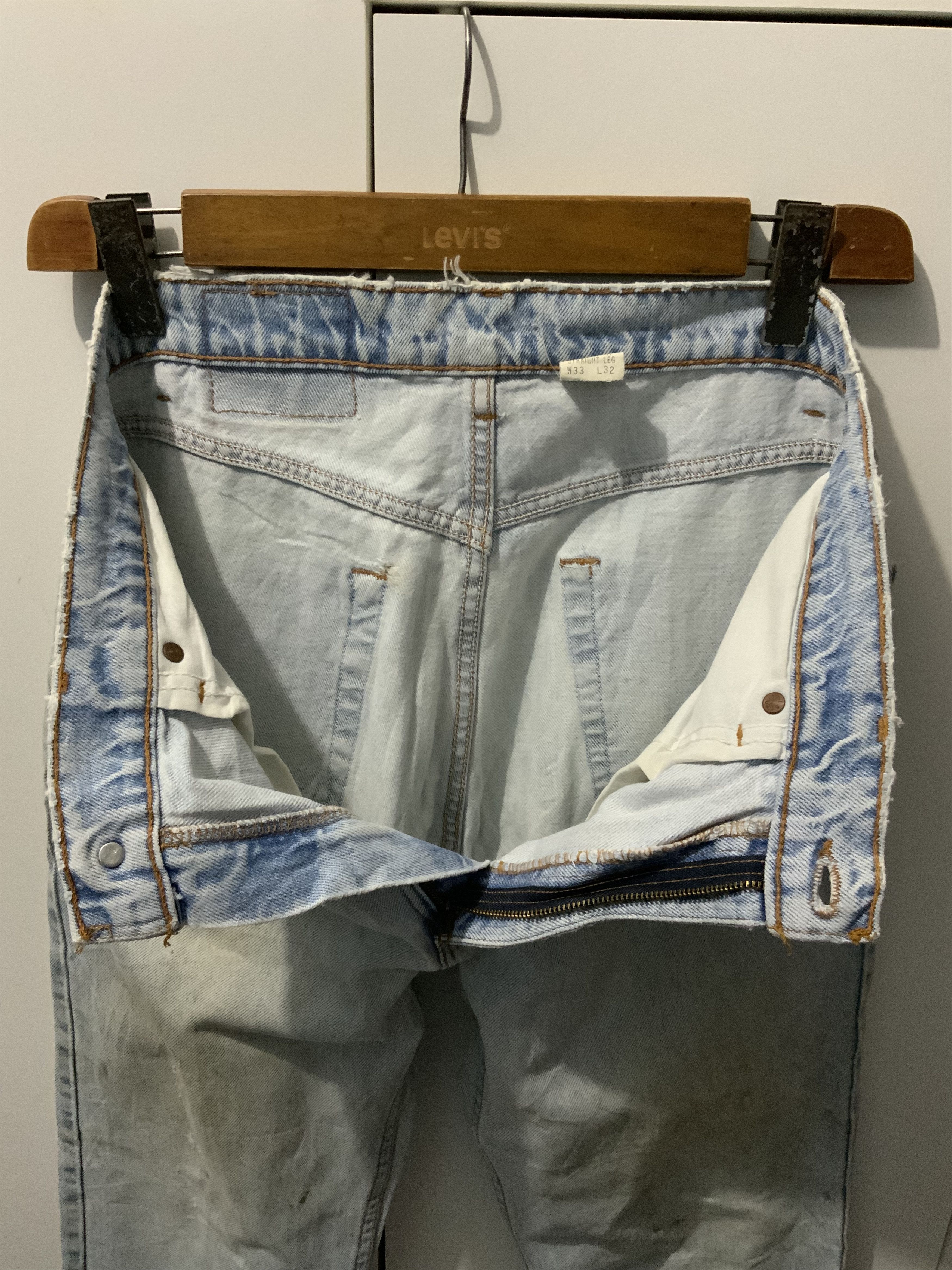 Levi's Vintage 90s Levi’s Faded Thrased Essential Denim Jeans Size US 33 - 13 Thumbnail