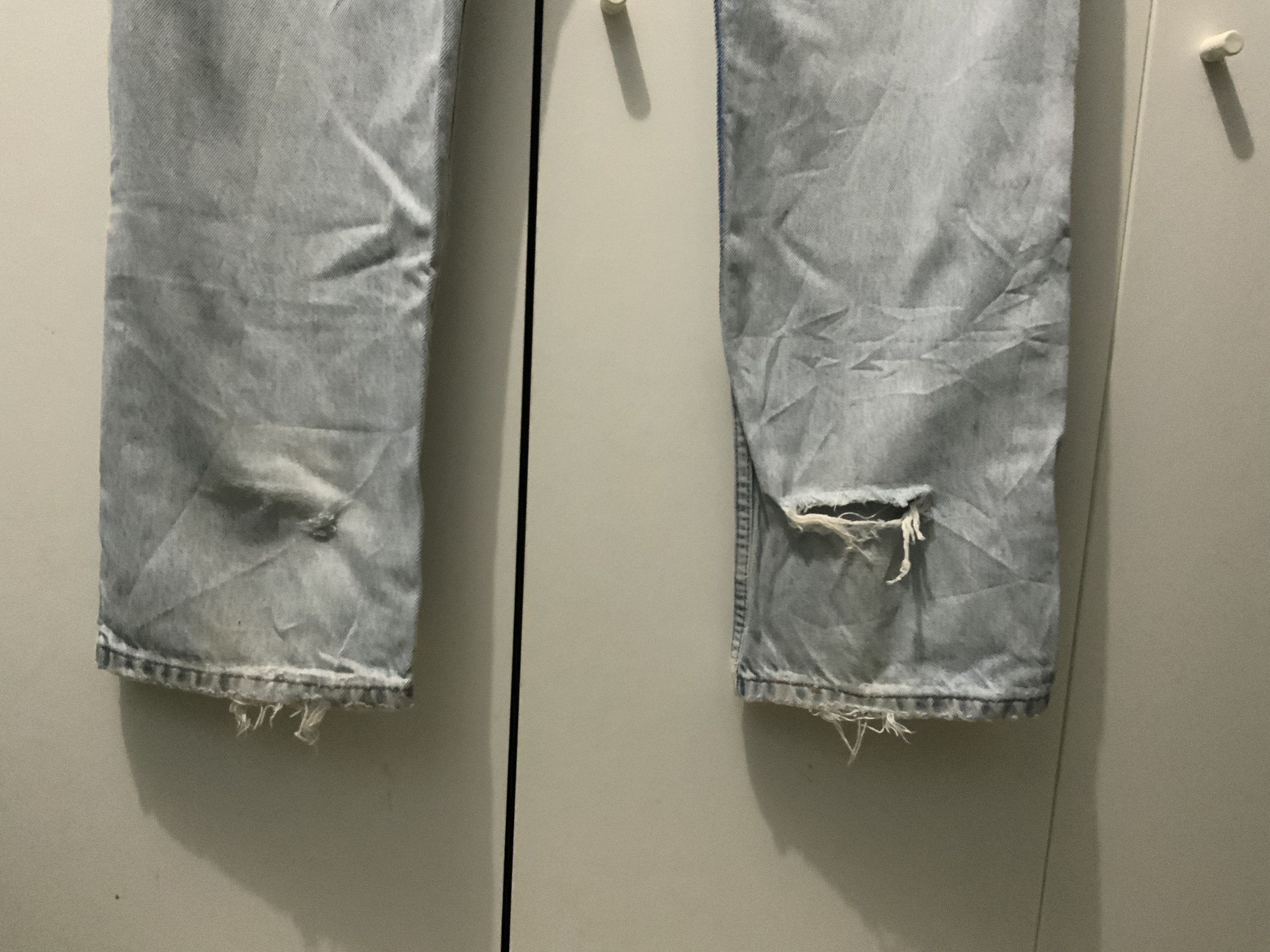 Levi's Vintage 90s Levi’s Faded Thrased Essential Denim Jeans Size US 33 - 11 Thumbnail