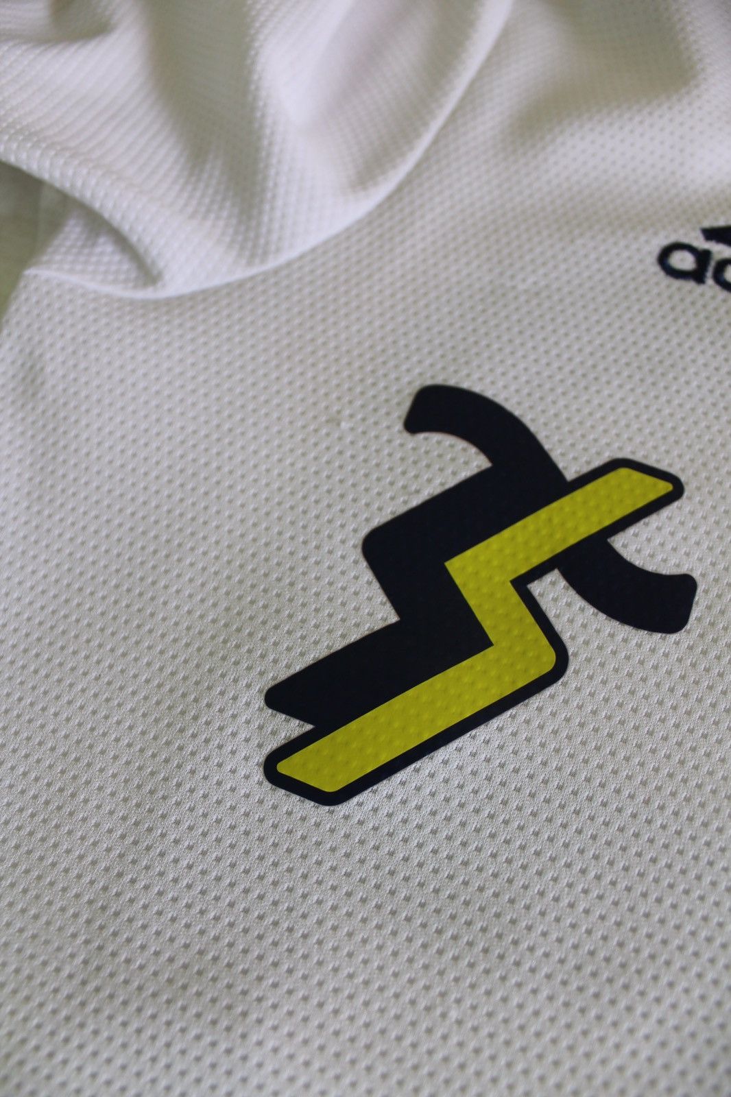 Adidas 2021 2022 Leeds United Adidas #23 Phillips Soccer Football Size US S / EU 44-46 / 1 - 3 Thumbnail