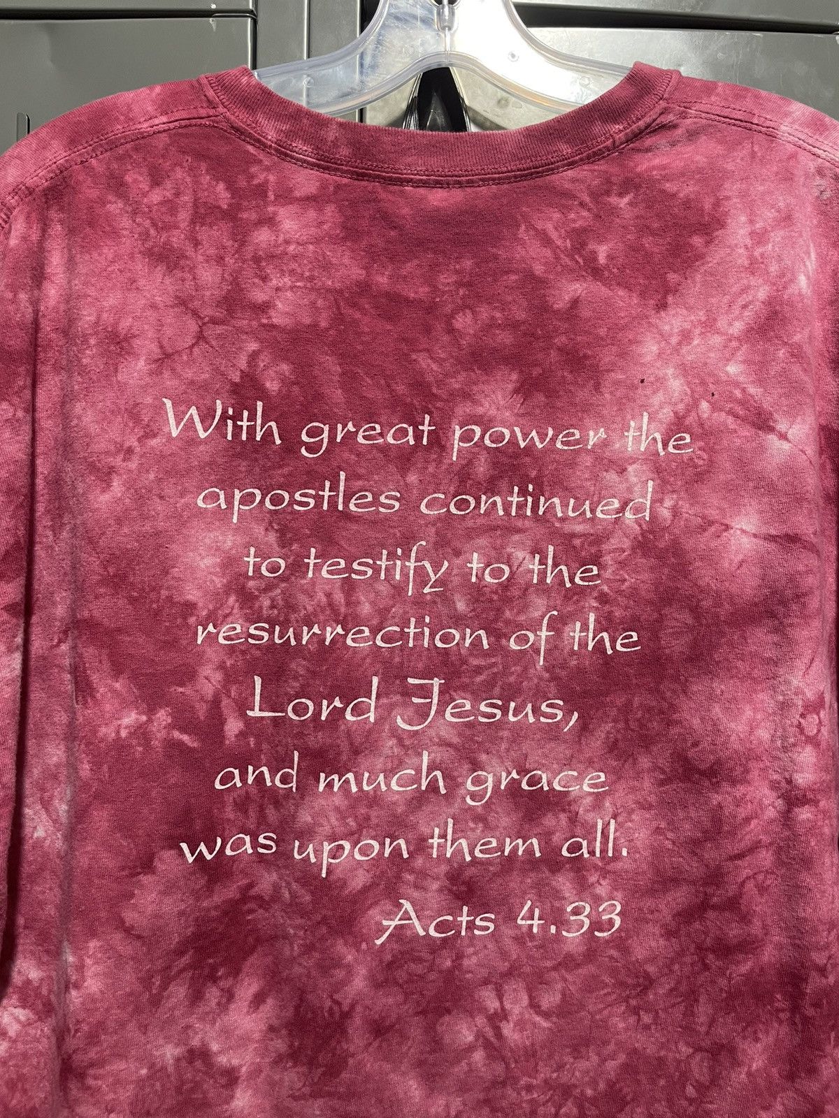 Vintage He Lives Jesus Christ Cross Bible verse Graphic tee Size US XL / EU 56 / 4 - 5 Thumbnail