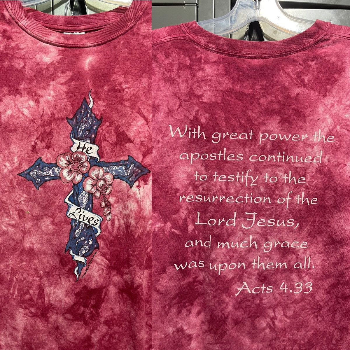 Vintage He Lives Jesus Christ Cross Bible verse Graphic tee Size US XL / EU 56 / 4 - 1 Thumbnail