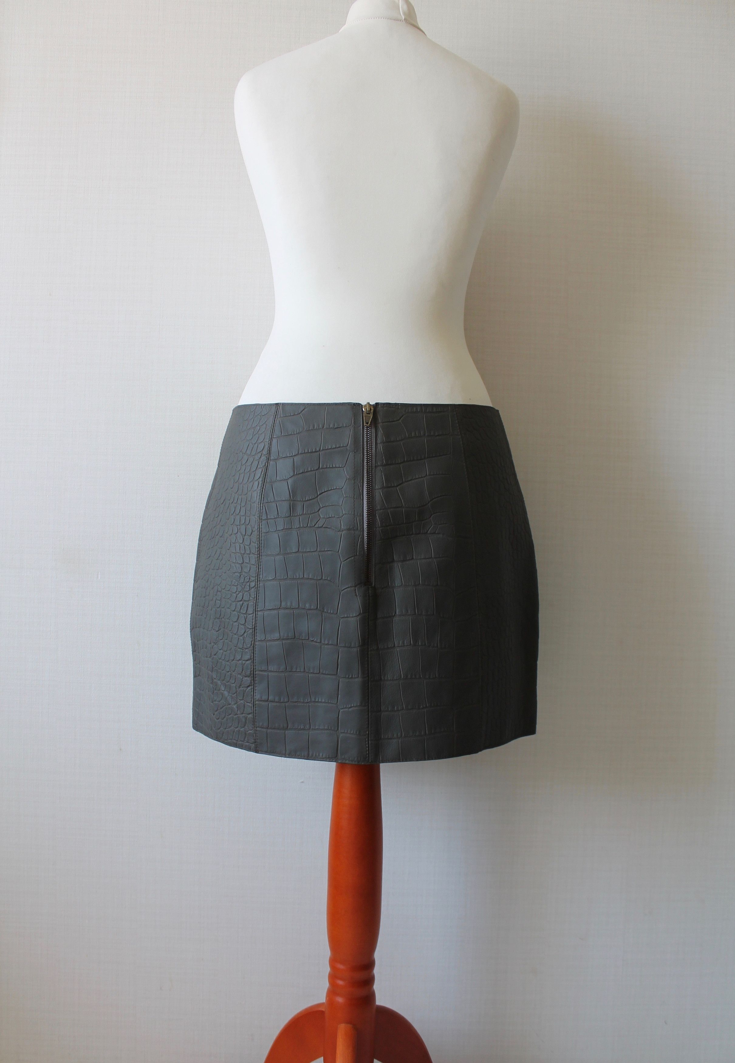 Alexander Wang Alexander Wang Crocodile Print Textured Lace-Up Mini skirt Size 31" - 13 Thumbnail