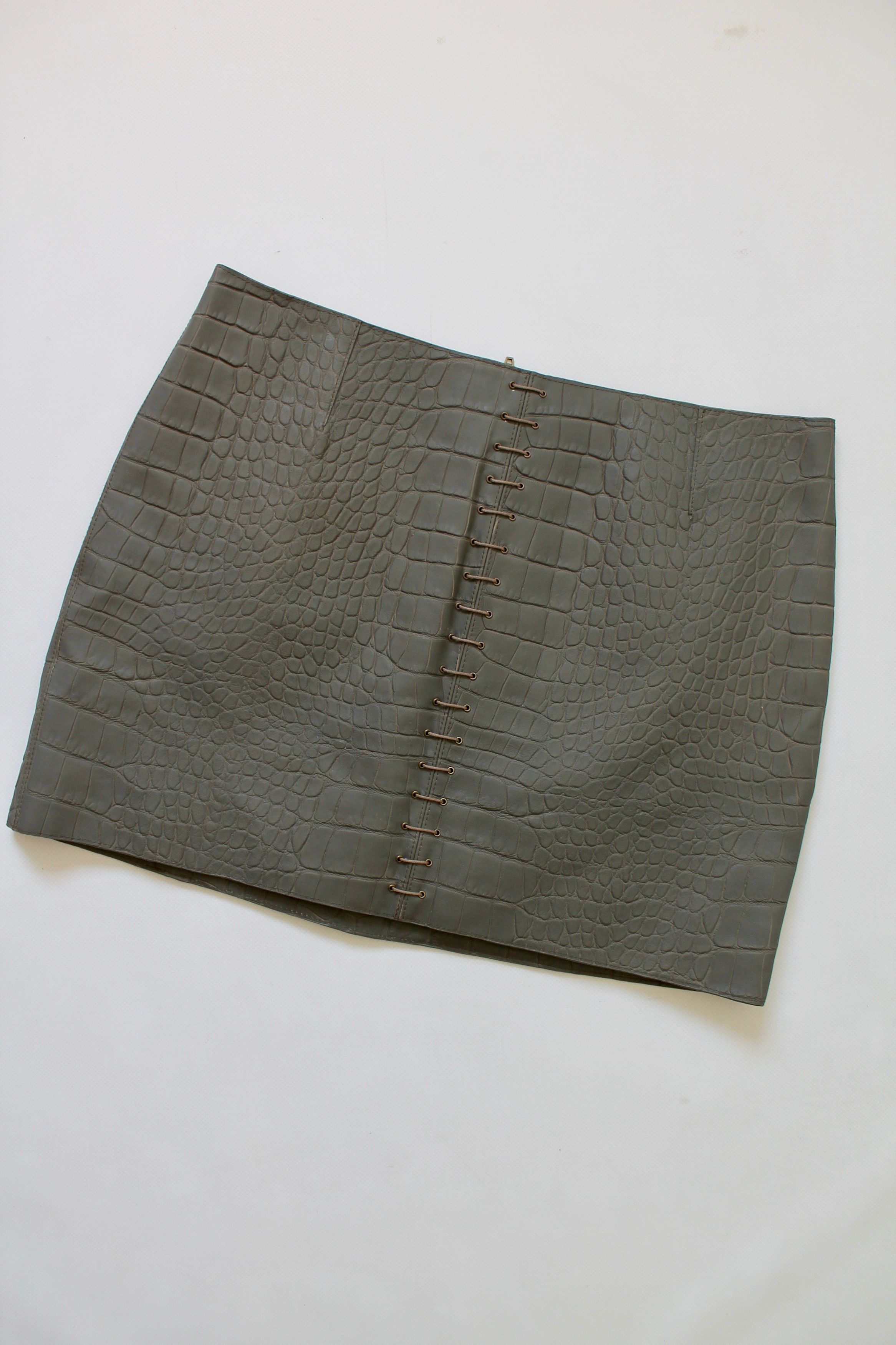 Alexander Wang Alexander Wang Crocodile Print Textured Lace-Up Mini skirt Size 31" - 7 Thumbnail