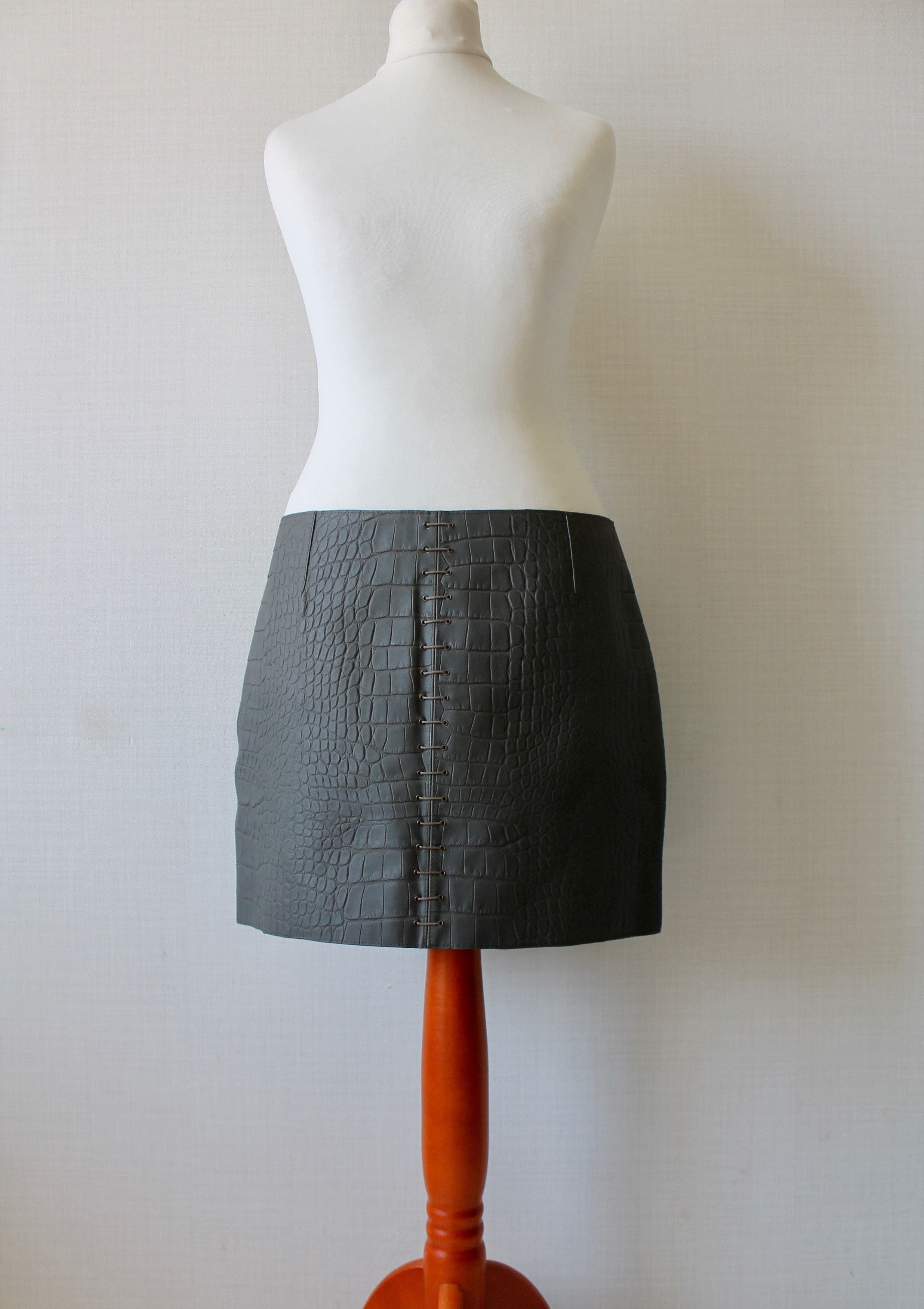 Alexander Wang Alexander Wang Crocodile Print Textured Lace-Up Mini skirt Size 31" - 1 Thumbnail