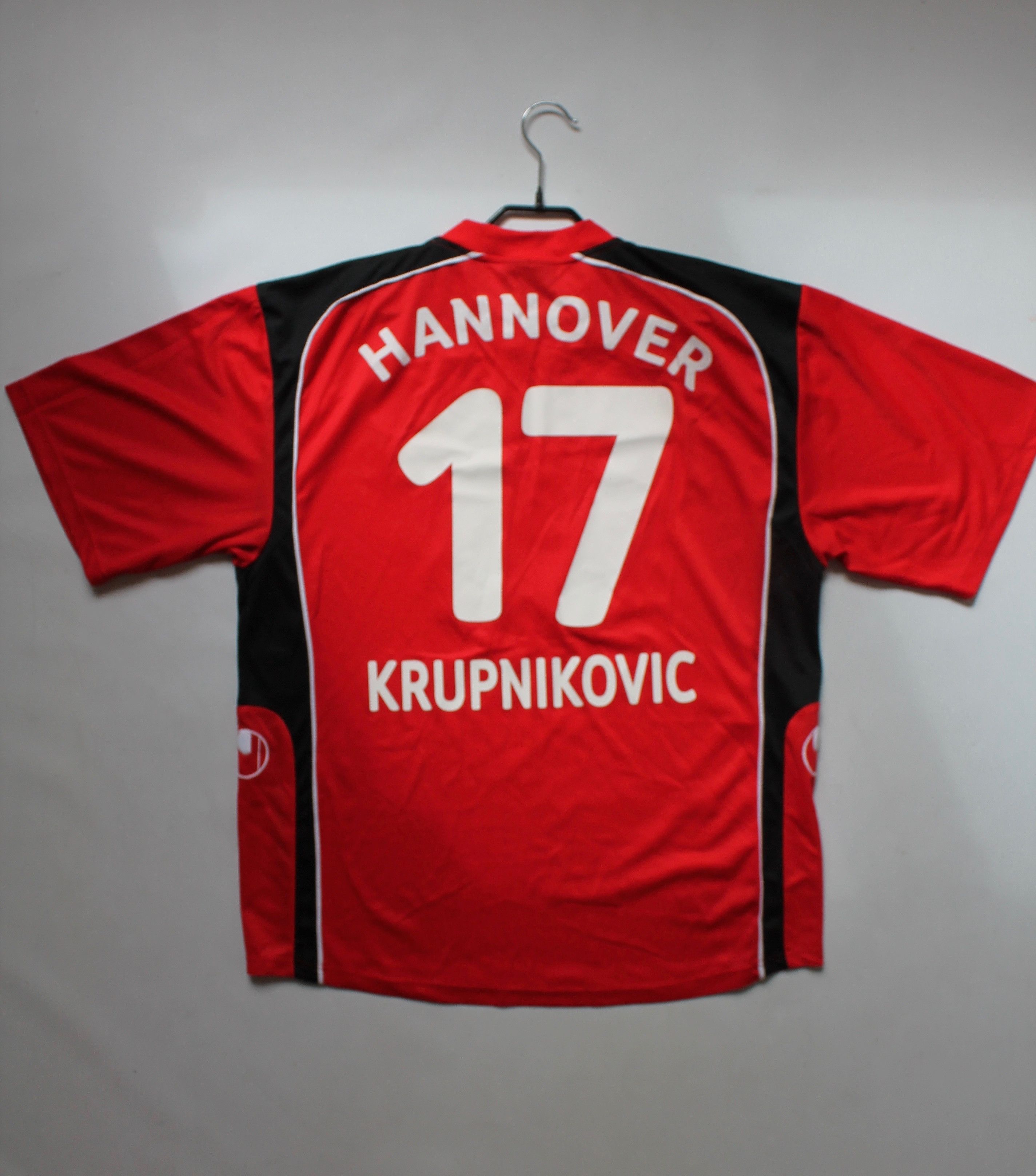 Vintage 2004 Hannover 96 Home #17 Krupnikovic Soccer Jersey shirt Size US XXL / EU 58 / 5 - 13 Thumbnail