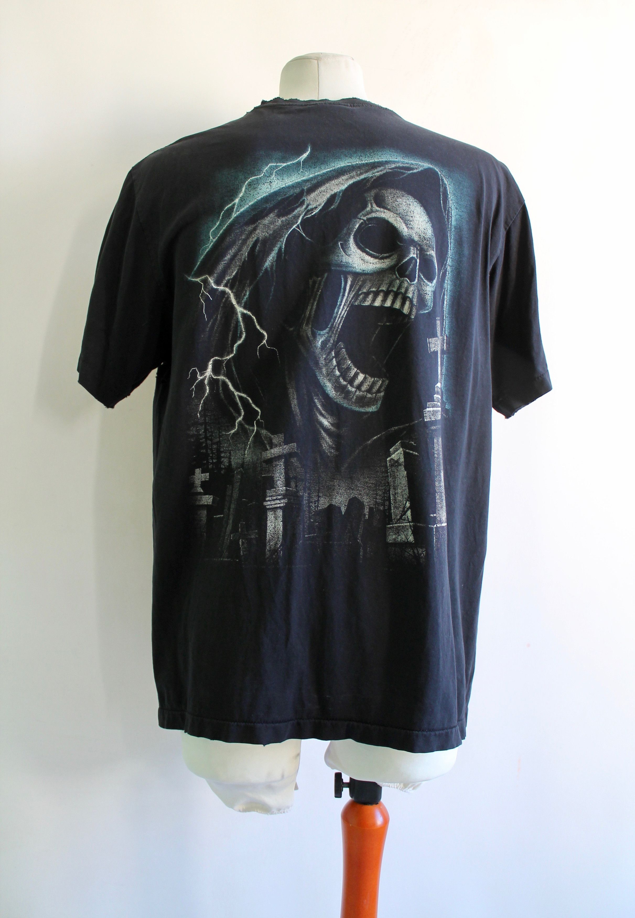 Vintage 90's The Roxx Skull death TRASHED worn t shirt tee Size US XL / EU 56 / 4 - 7 Thumbnail