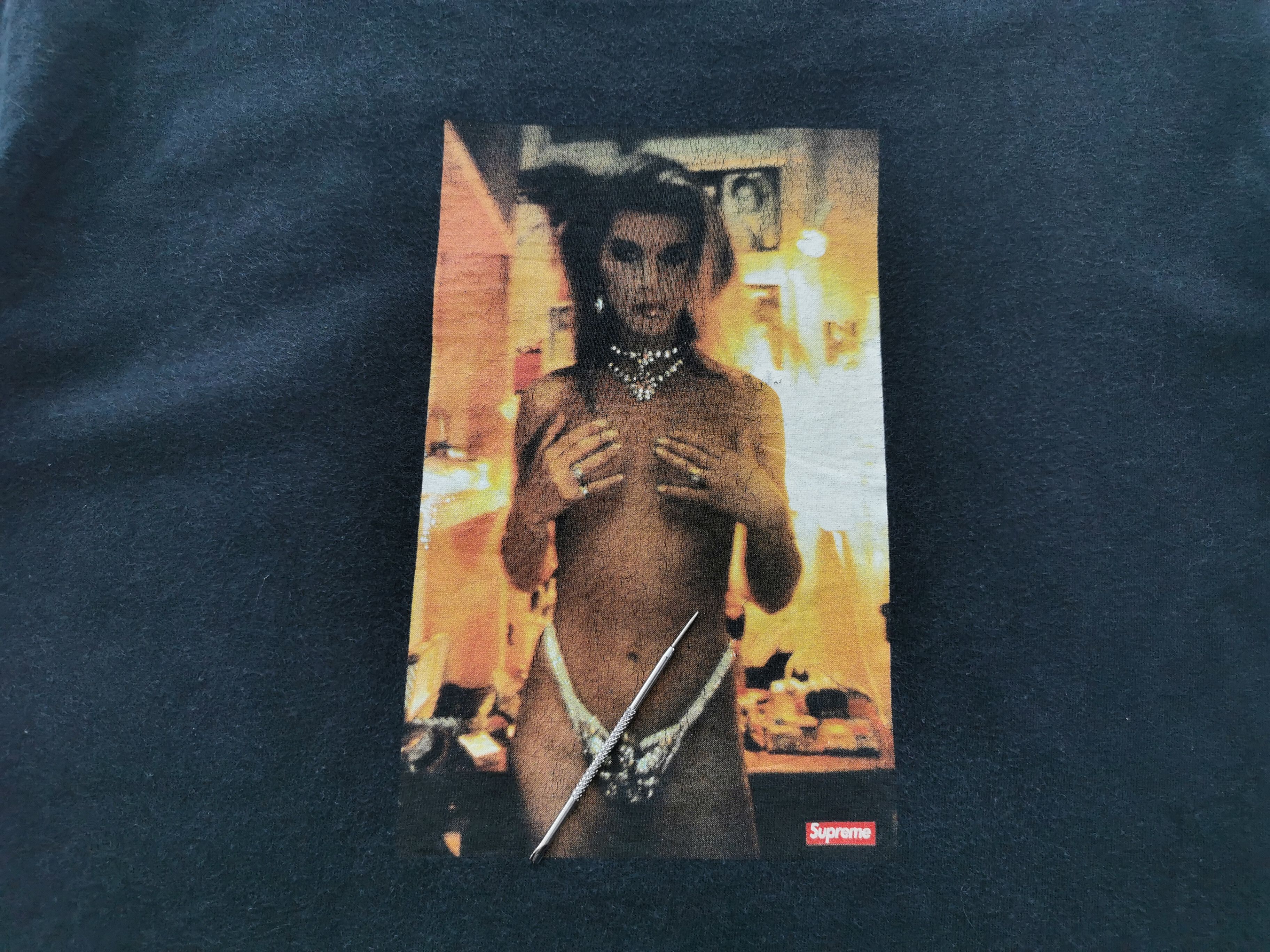 Supreme Vintage Supreme Half Naked T Shirt Made In USA Size M Size US M / EU 48-50 / 2 - 4 Thumbnail