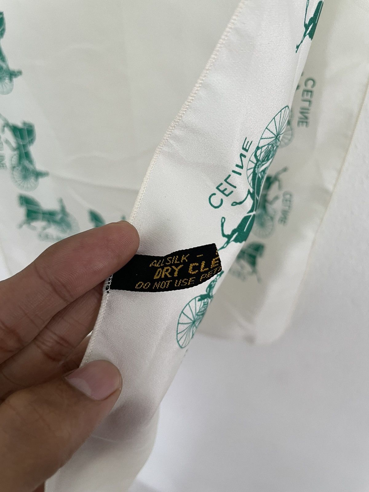 Celine Celine all silk Size ONE SIZE - 3 Thumbnail