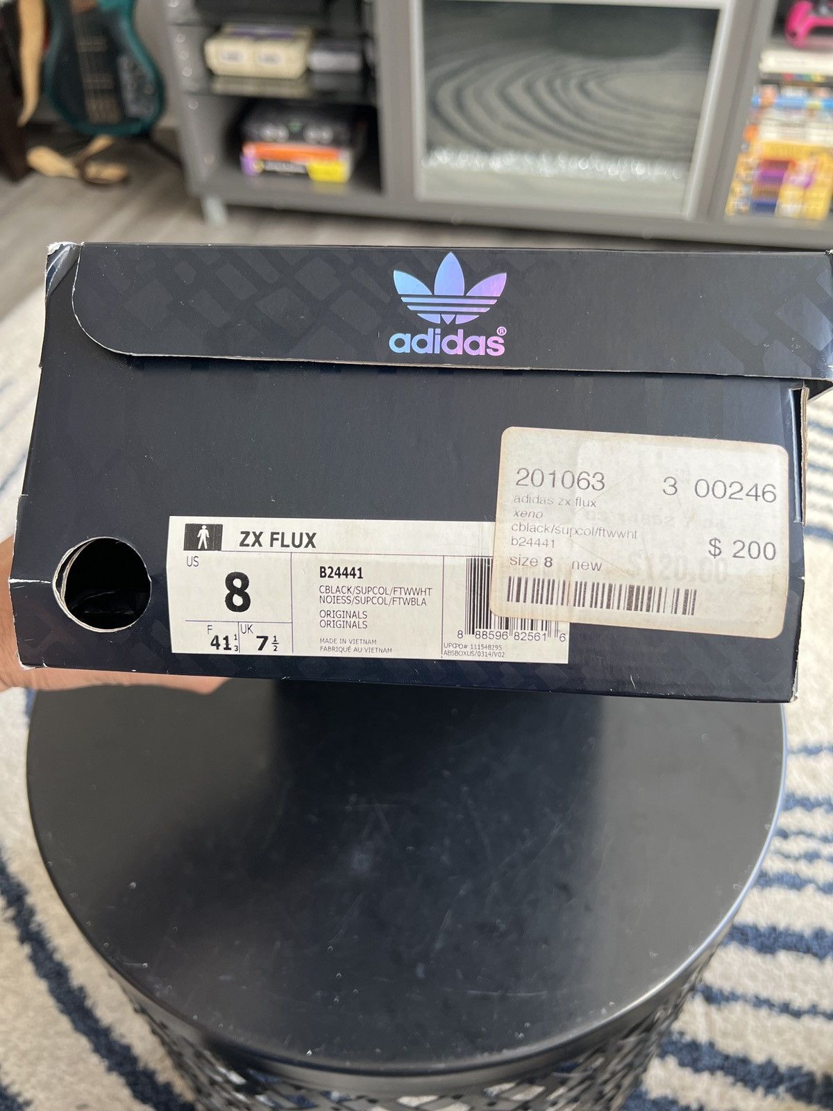 23-24 flux EZO Mサイズ EZO | FLUX ONLINE STORE