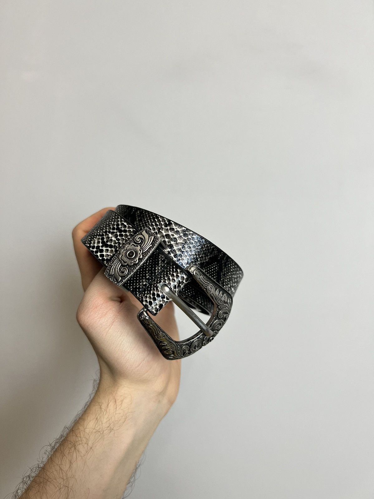 Other Vintage Y2K Drip Black Belt Avant Garde Hype Streetwear Size 28 - 1 Thumbnail