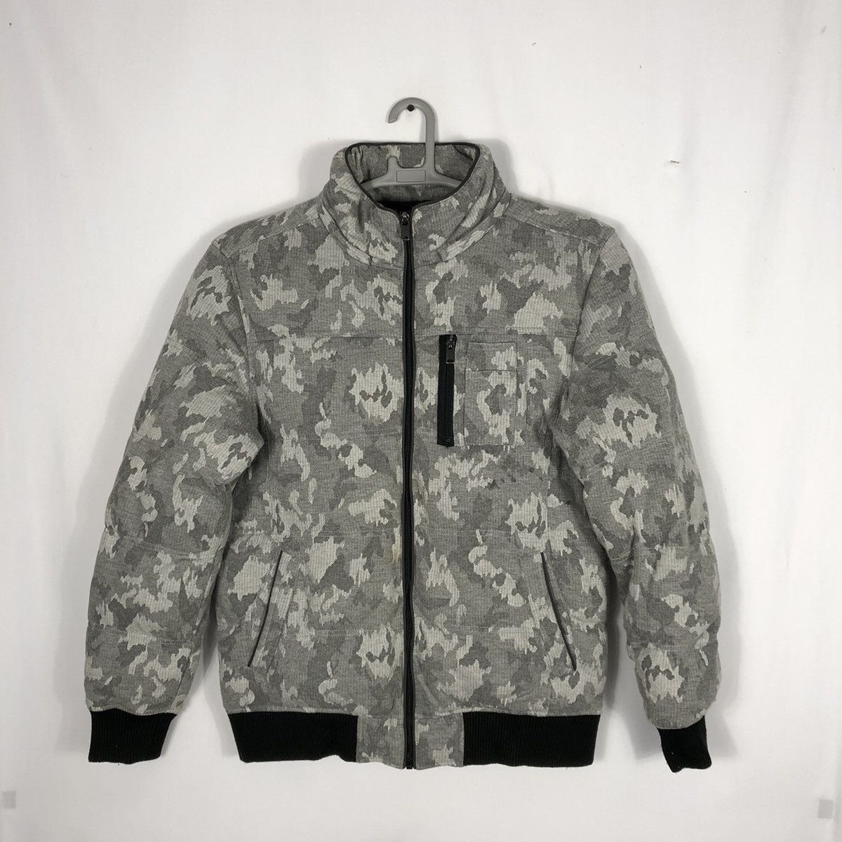 Japanese Brand Vintage Growth By Grail AOP Camo Styles Puffer Jacket Size US M / EU 48-50 / 2 - 1 Thumbnail