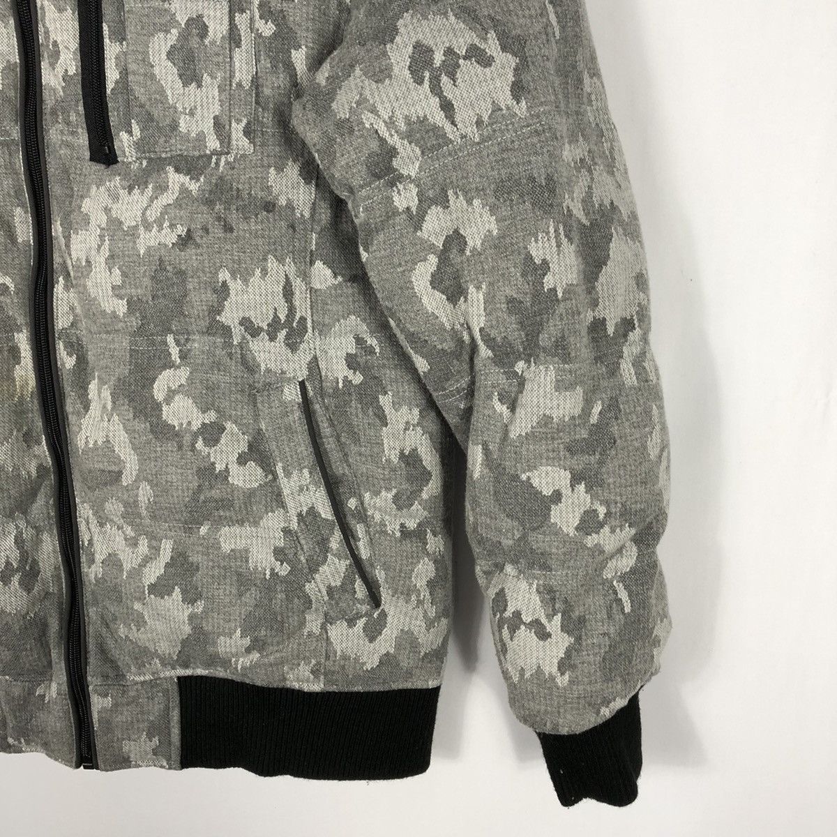 Japanese Brand Vintage Growth By Grail AOP Camo Styles Puffer Jacket Size US M / EU 48-50 / 2 - 6 Thumbnail