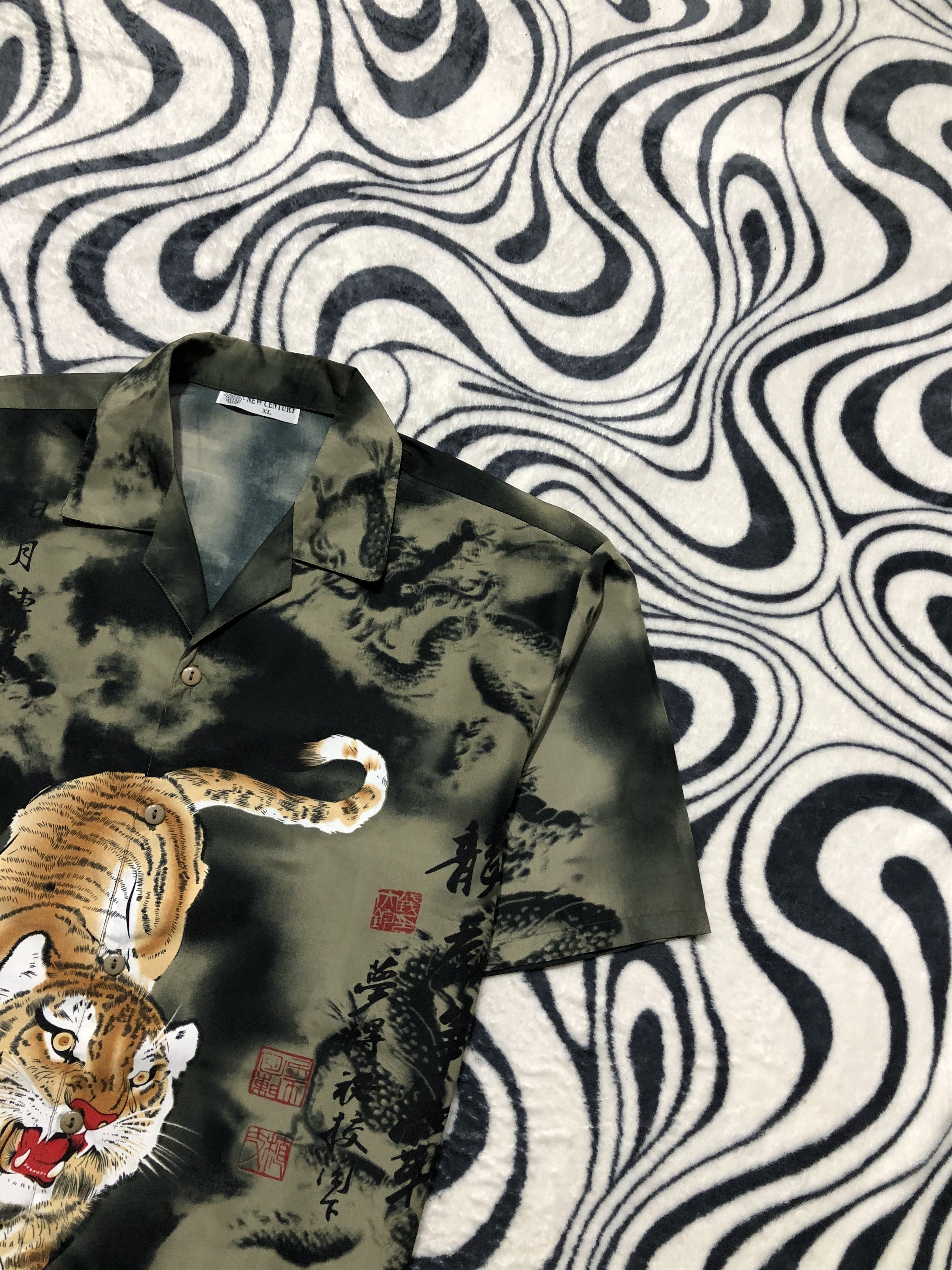 Japanese Brand Hawaiian Shirt Vintage Tiger Print Size US L / EU 52-54 / 3 - 2 Thumbnail