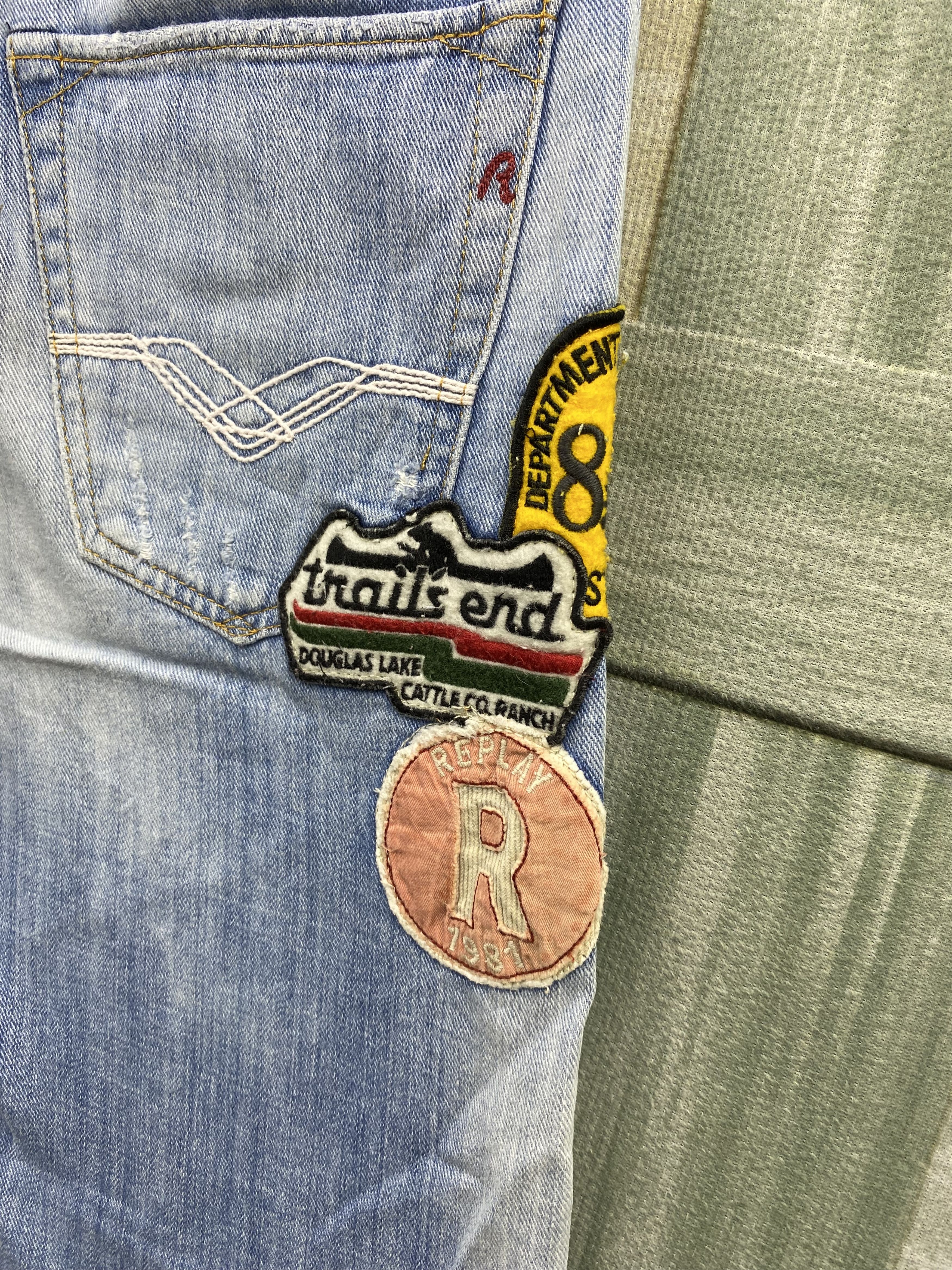 Replay × Vintage Replay Patches Faded Blue Denim Jean Size US 28 / EU 44 - 13 Thumbnail