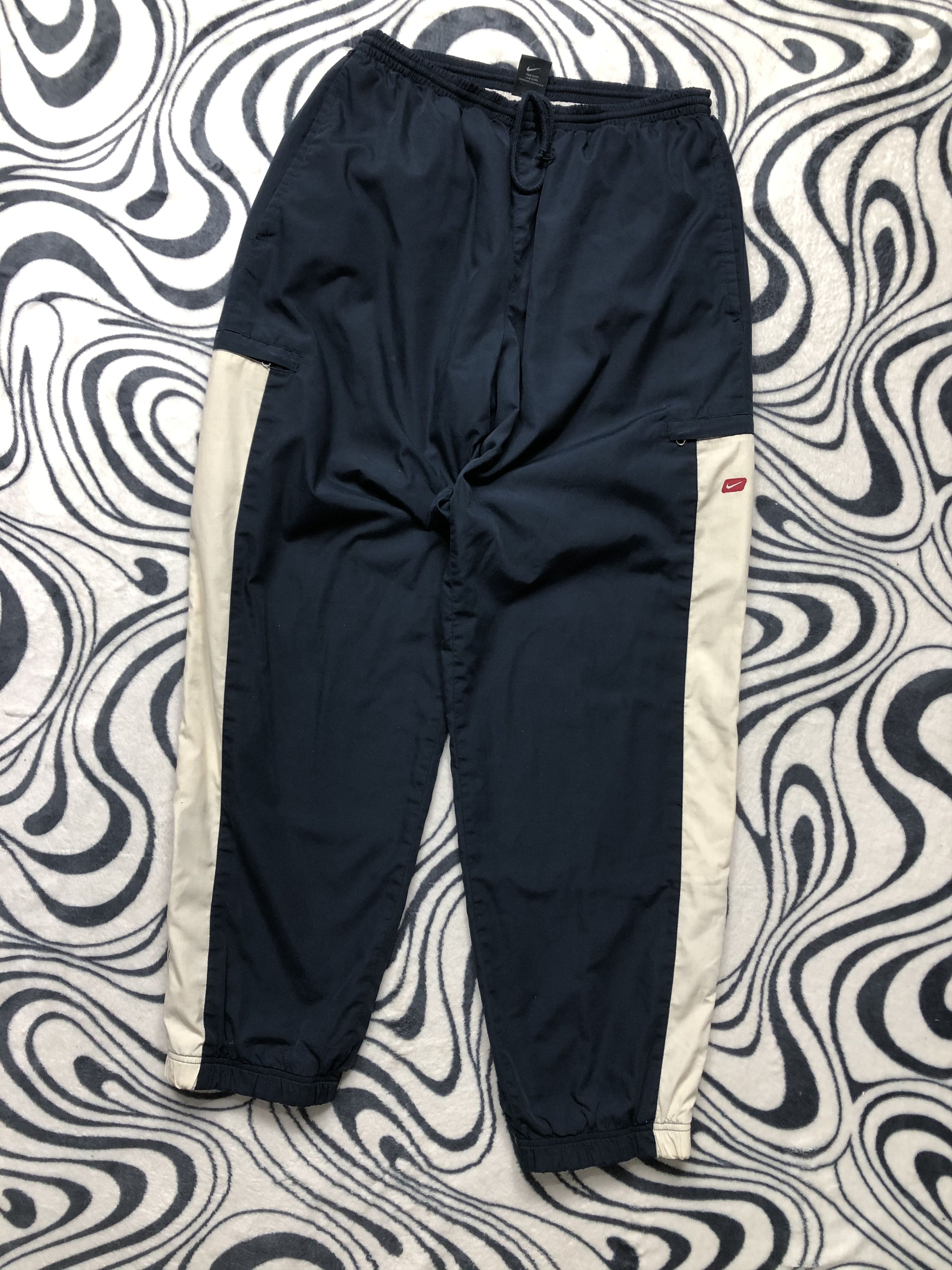 Nike Nike Vintage Mens Nylon Baggy Pants Y2K Drill Size US 34 / EU 50 - 1 Thumbnail