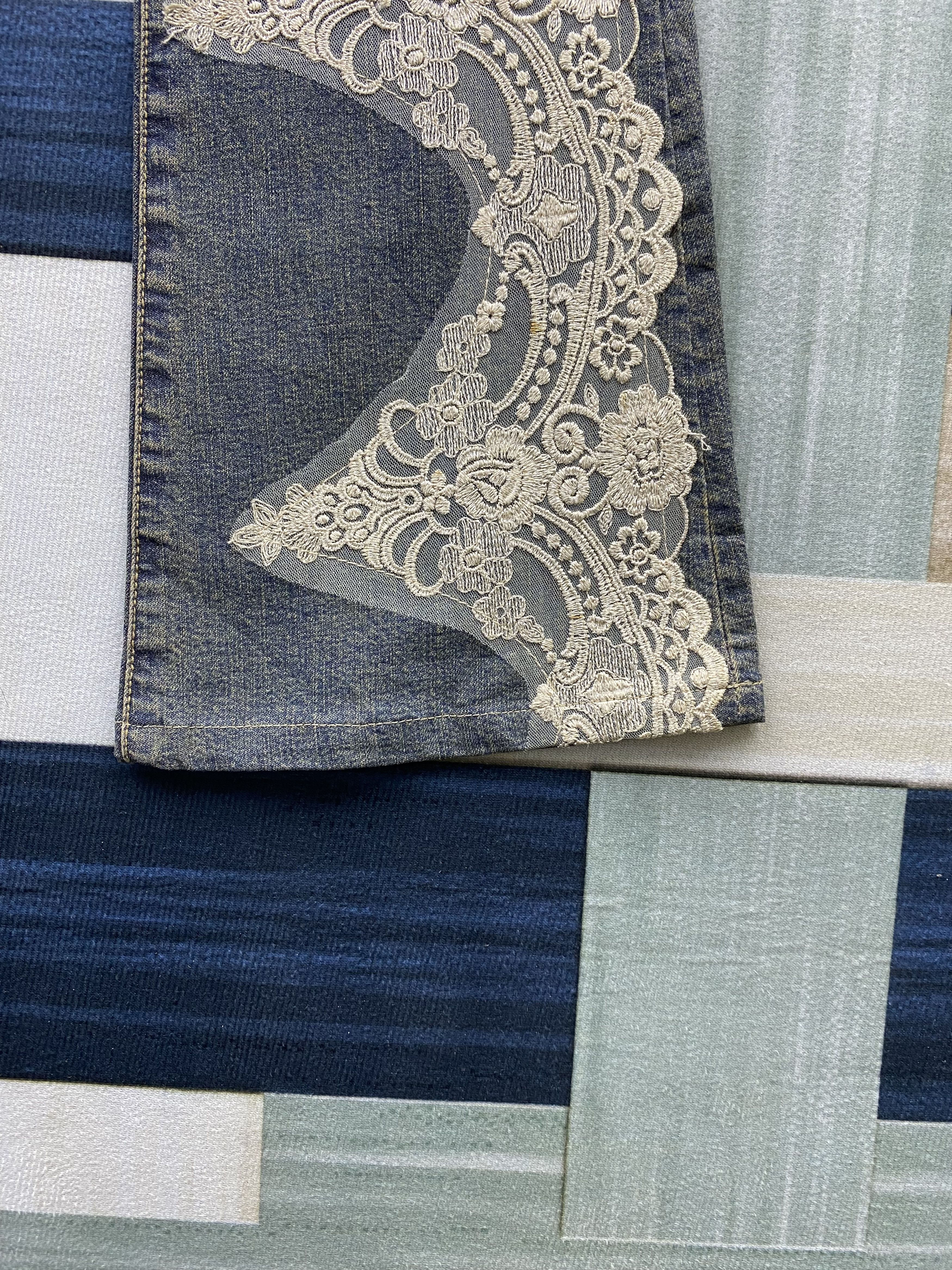 Japanese Brand Vintage Japanese Brand T.S.J Laces Flare Jean Size 28" / US 6 / IT 42 - 8 Thumbnail