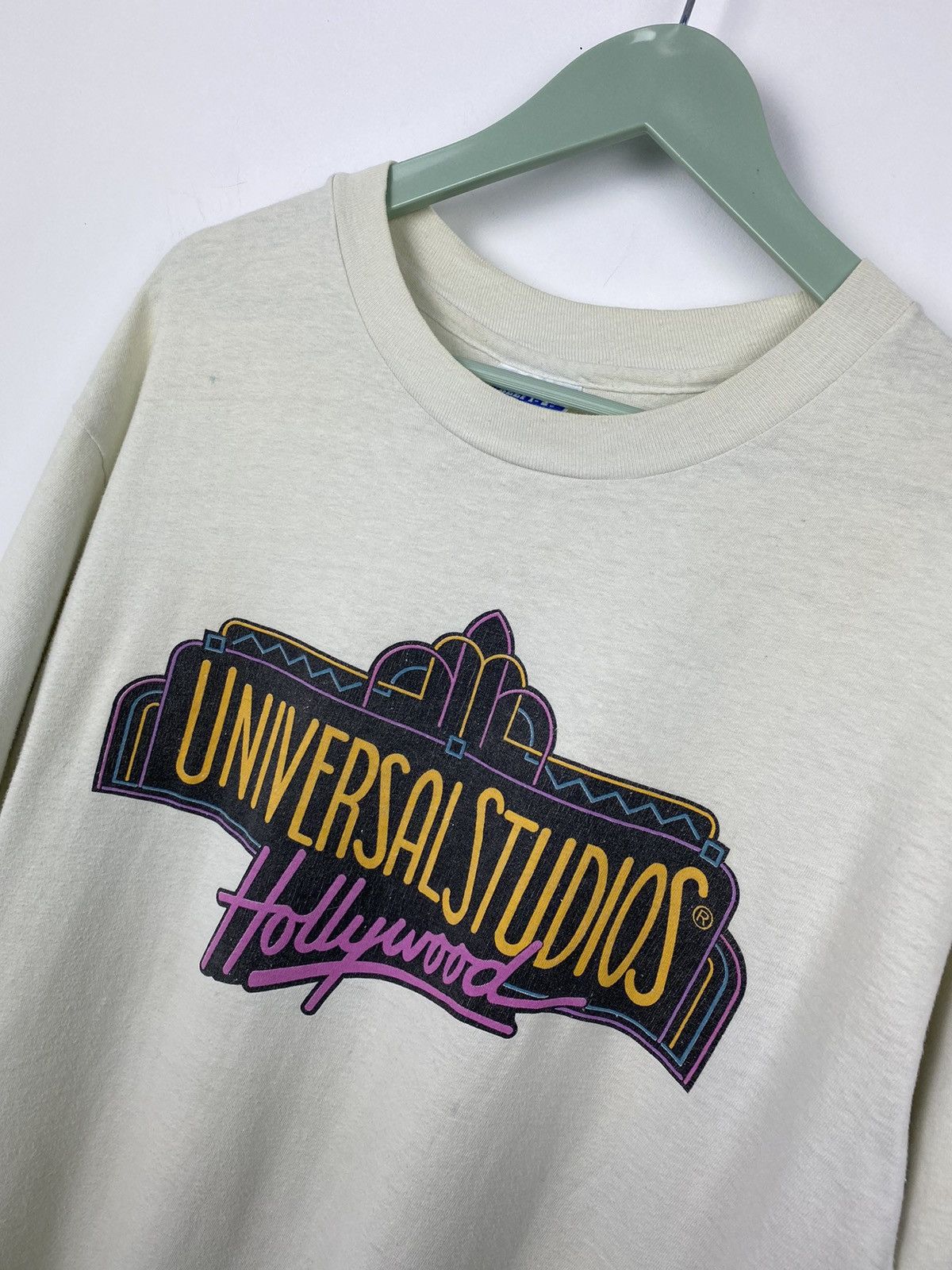 Vintage Vintage Universal Studios Hollywood Promo USA T Shirt Y2K Size US L / EU 52-54 / 3 - 2 Thumbnail