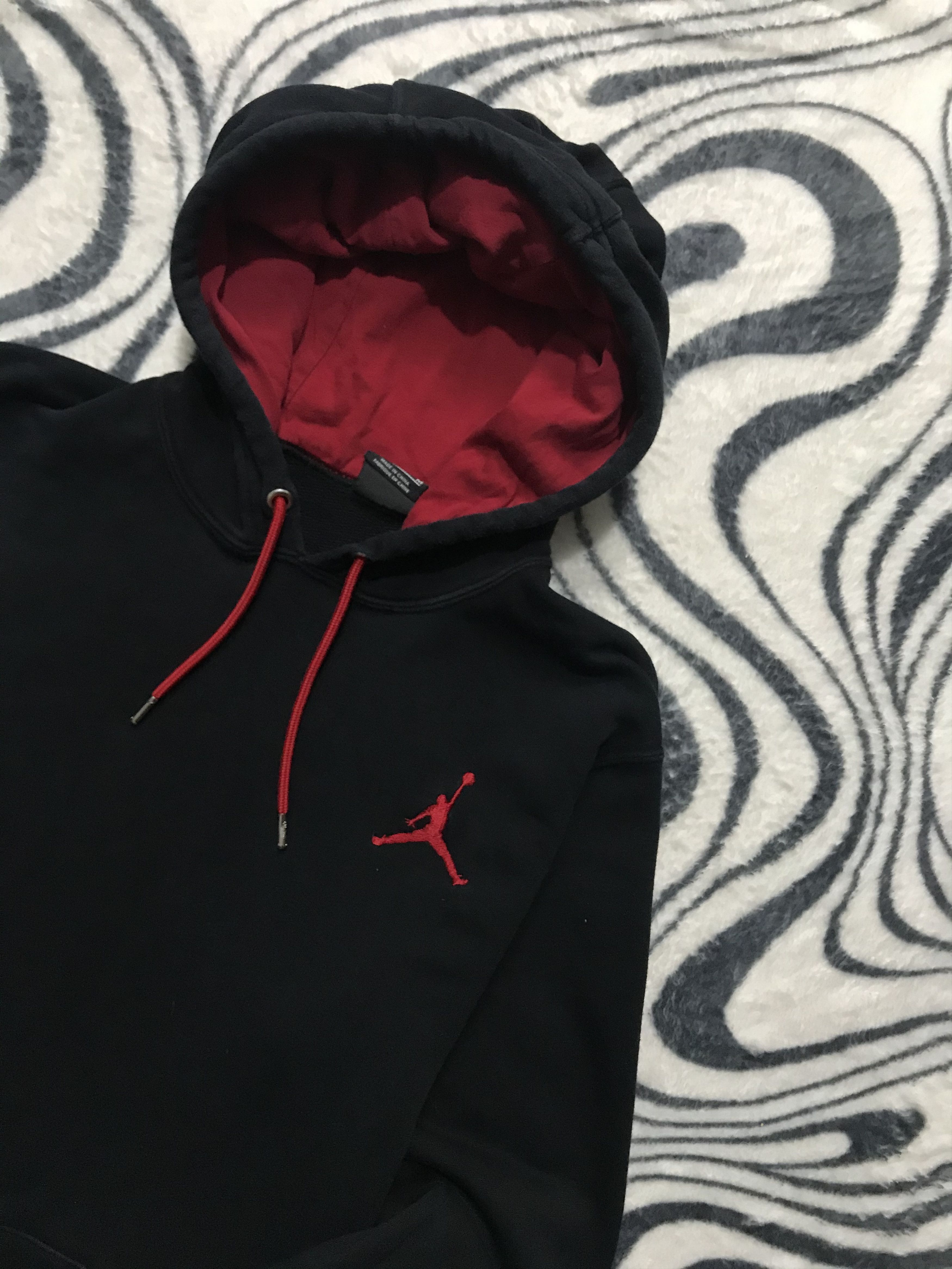 Jordan Brand Nike Jordan Mens Hoodie Size US S / EU 44-46 / 1 - 2 Thumbnail