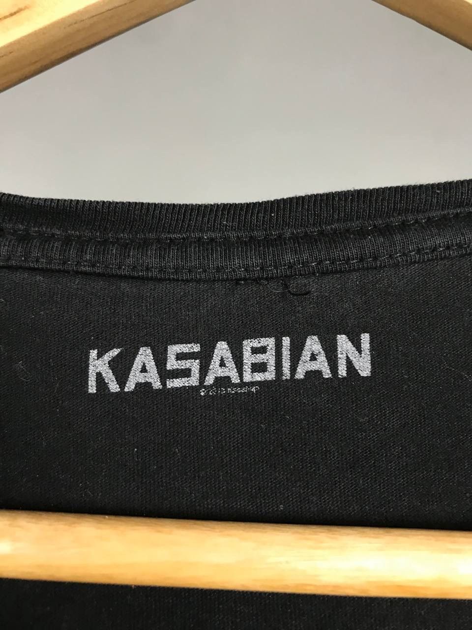 Band Tees Kasabian vintage rock band tee Size US L / EU 52-54 / 3 - 4 Thumbnail