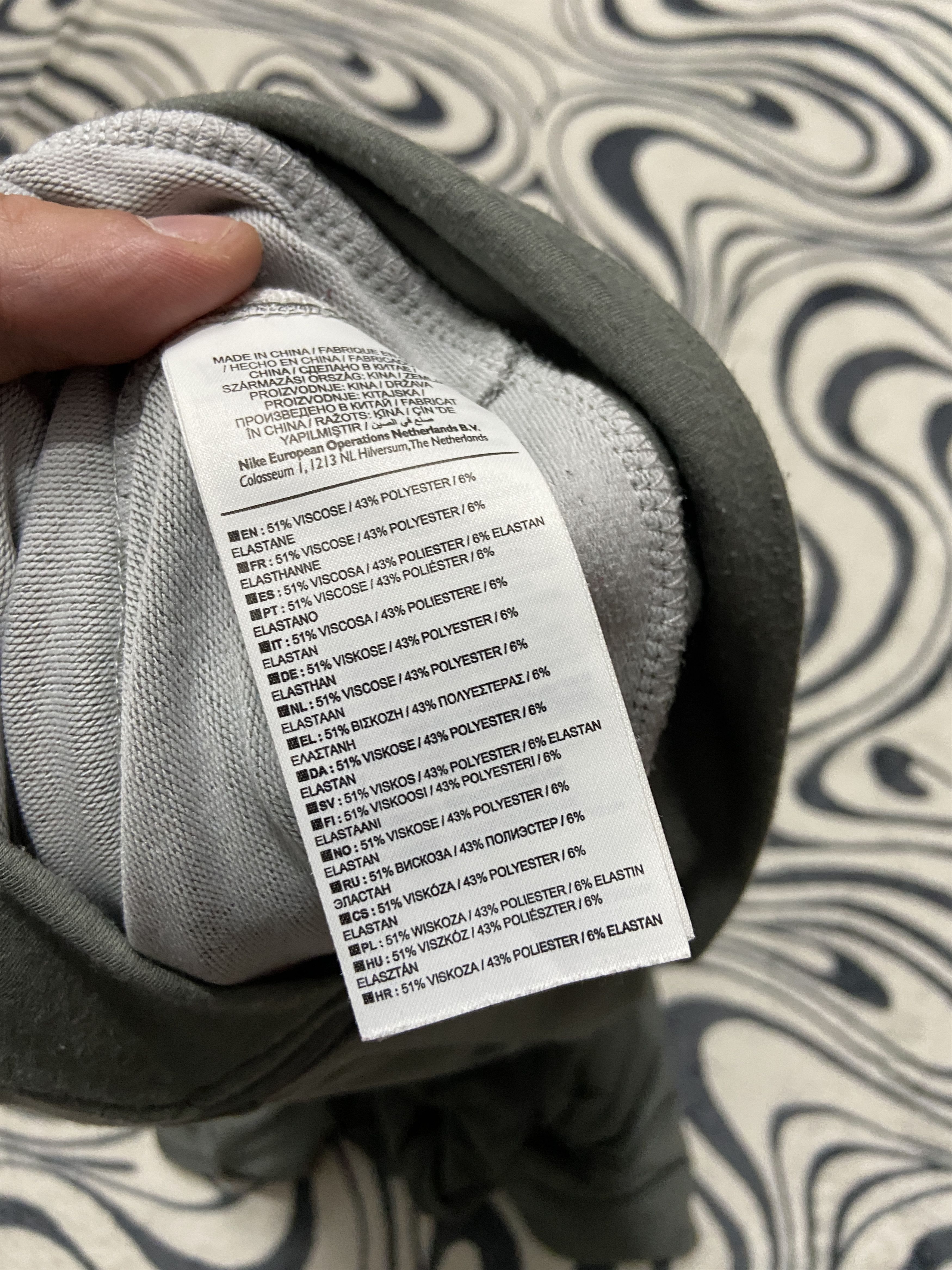 Nike × Vintage Vintage Nike Mens Hoodie Dri Fit Y2K Size US M / EU 48-50 / 2 - 5 Thumbnail
