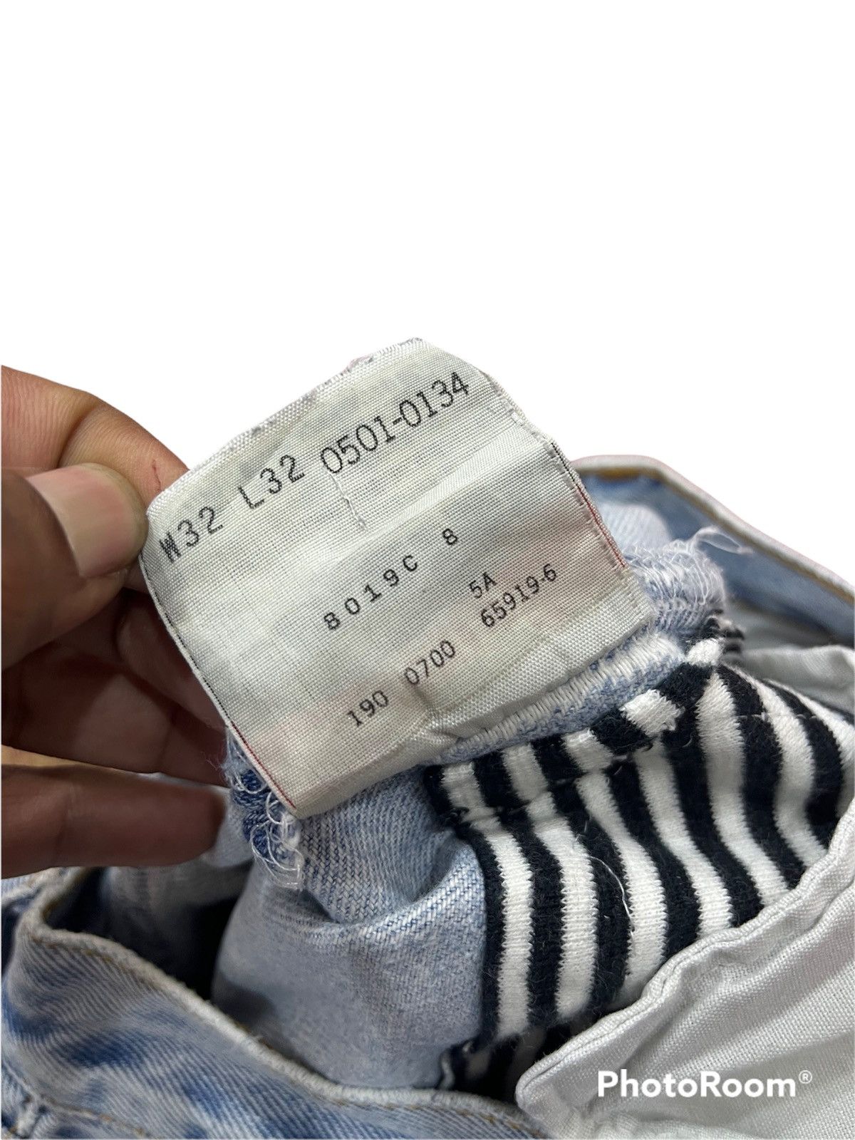 Levi's (A101). VINTAGE LEVIS 501 DENIM CUSTOM Size US 32 / EU 48 - 10 Thumbnail