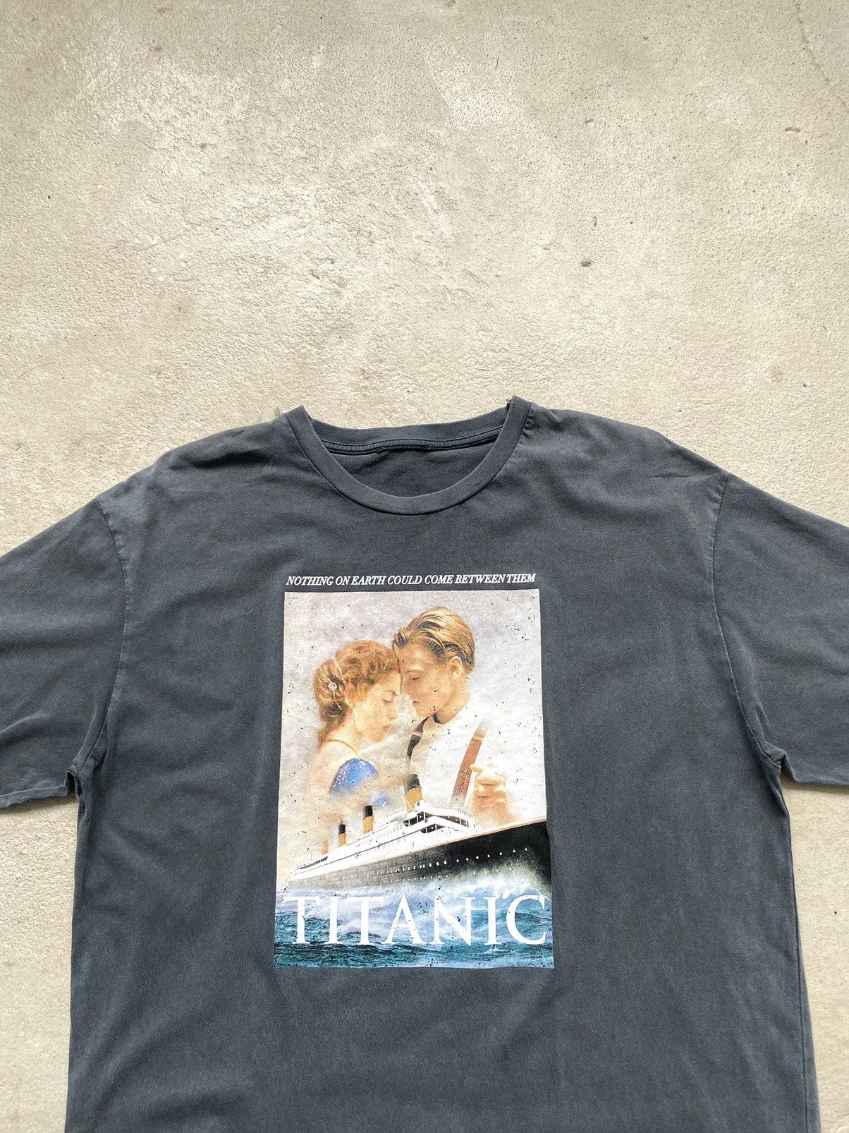 Vintage Vintage Titanic Movie Promo T Shirt Leonardo DiCaprio Size US L / EU 52-54 / 3 - 2 Thumbnail
