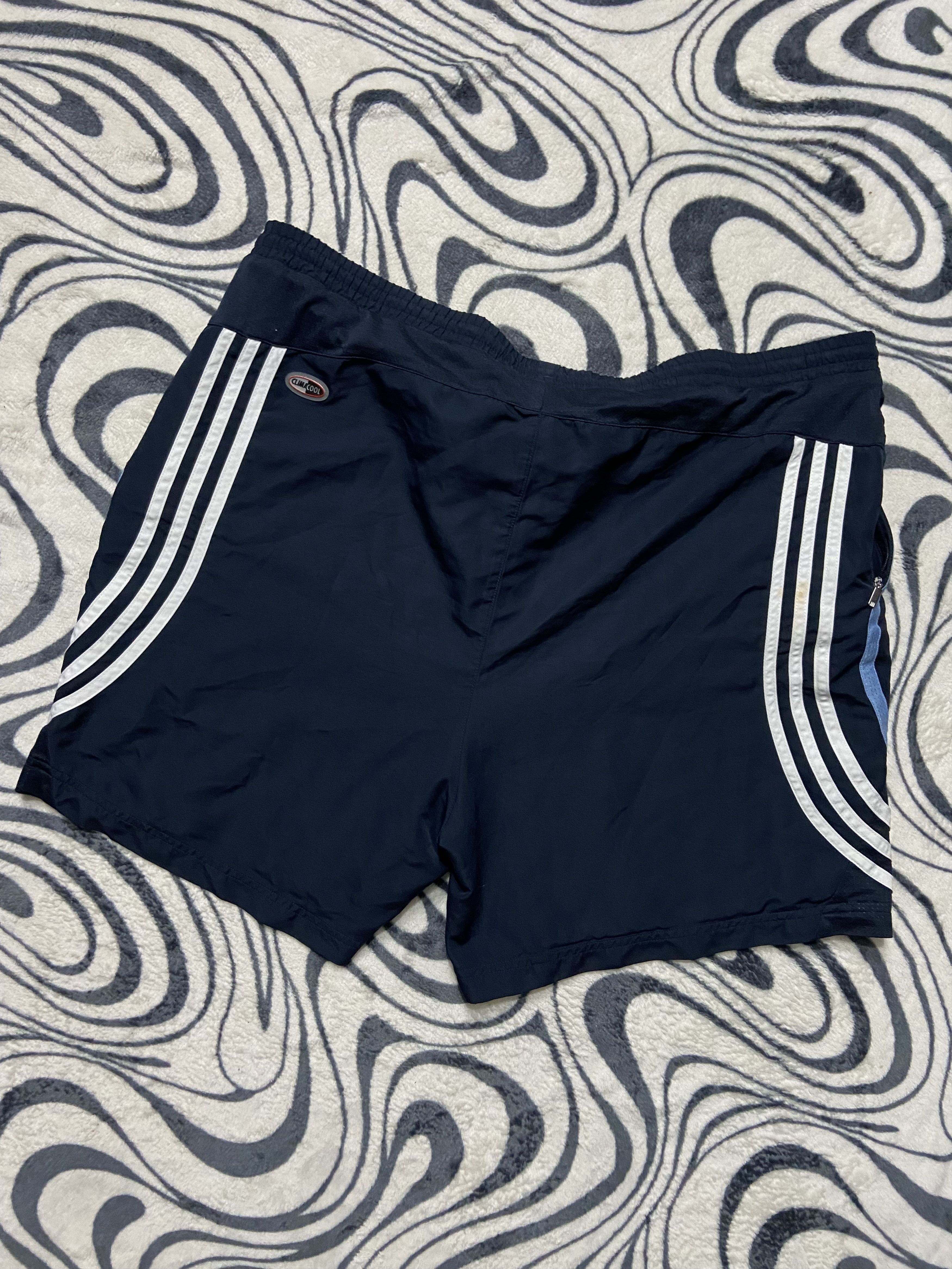 Adidas × Vintage Vintage Adidas Mens Nylon Shorts Y2K Size US 36 / EU 52 - 4 Thumbnail
