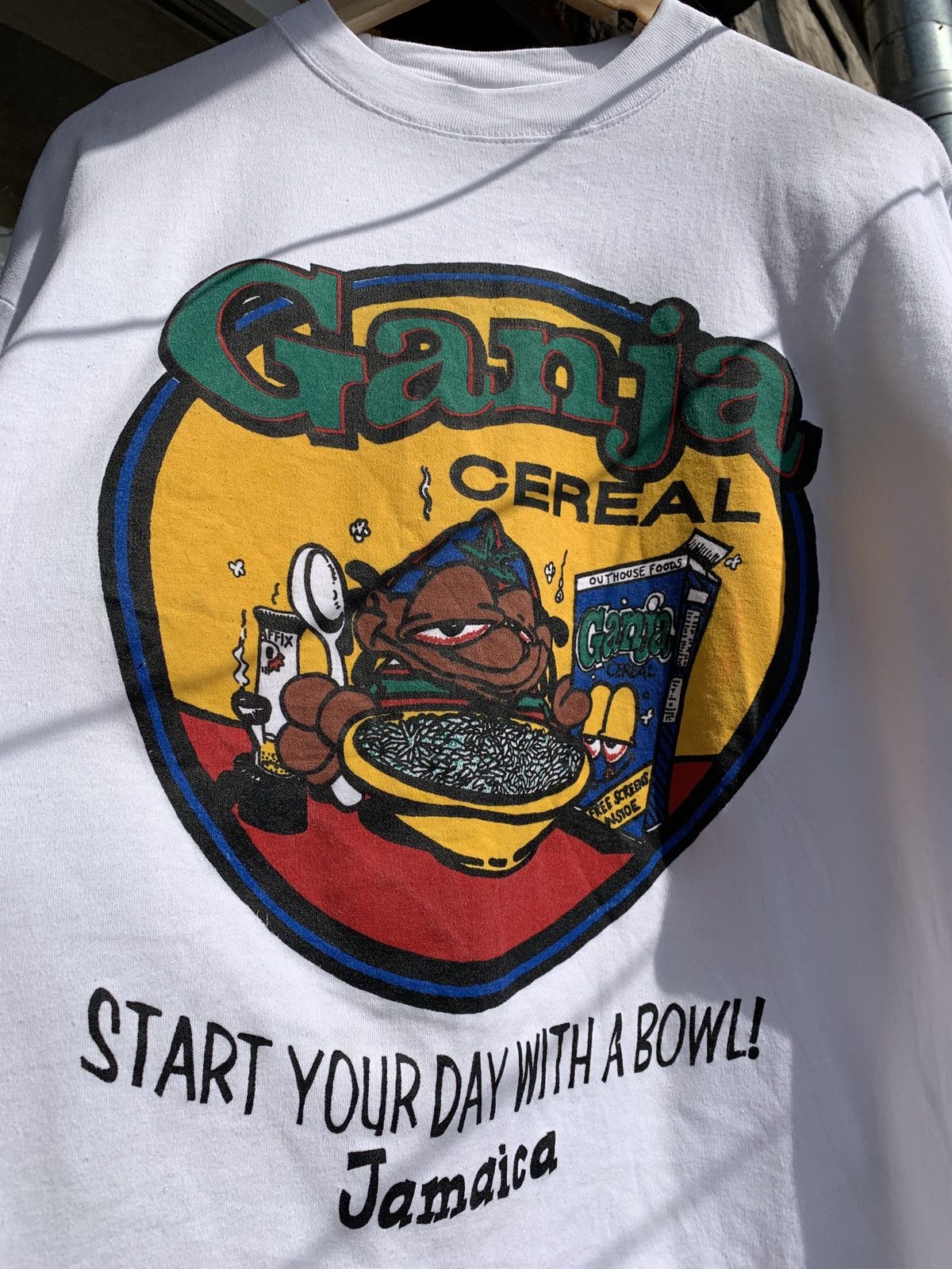 Vintage Vintage Ganja Cereal Jamaica White T-Shirt Size US M / EU 48-50 / 2 - 9 Thumbnail