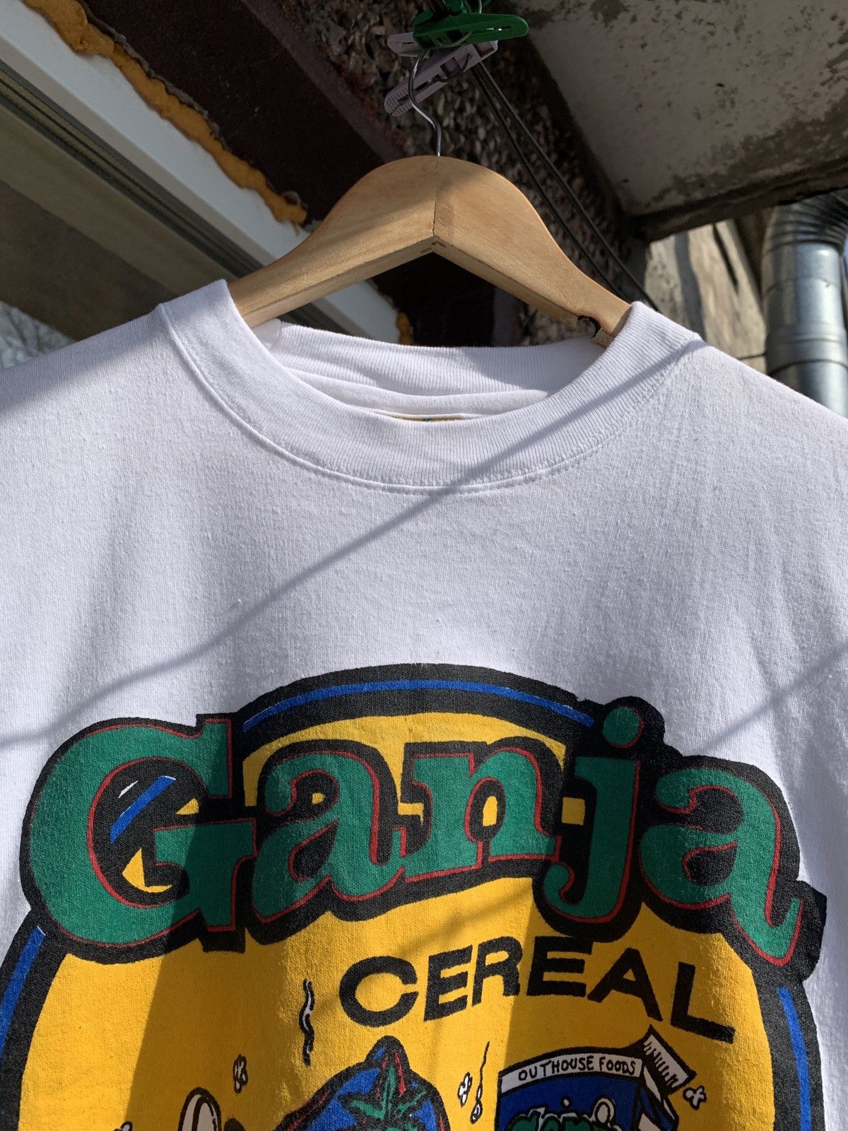 Vintage Vintage Ganja Cereal Jamaica White T-Shirt Size US M / EU 48-50 / 2 - 5 Thumbnail