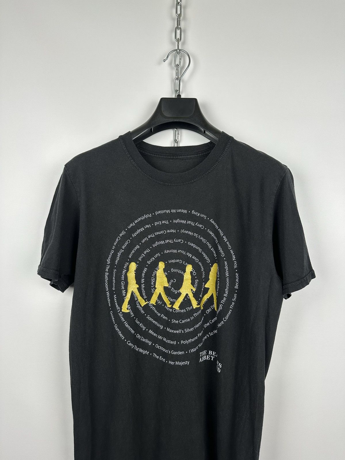 Band Tees × Vintage Vintage 00s The Beatles ‘Abbey Road’ Band T-Shirt Size US S / EU 44-46 / 1 - 2 Thumbnail