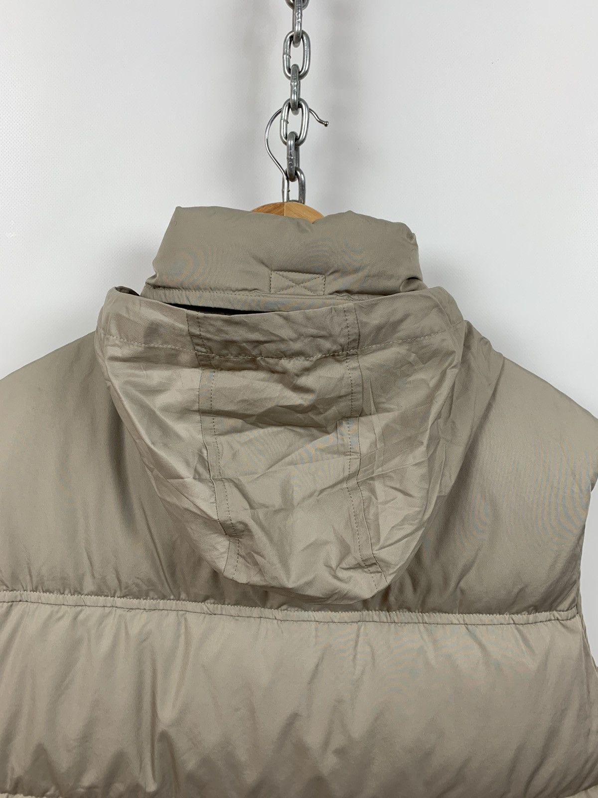 Nike 00s Vintage Nike Beige Down Puffer Vest Size US L / EU 52-54 / 3 - 19 Thumbnail