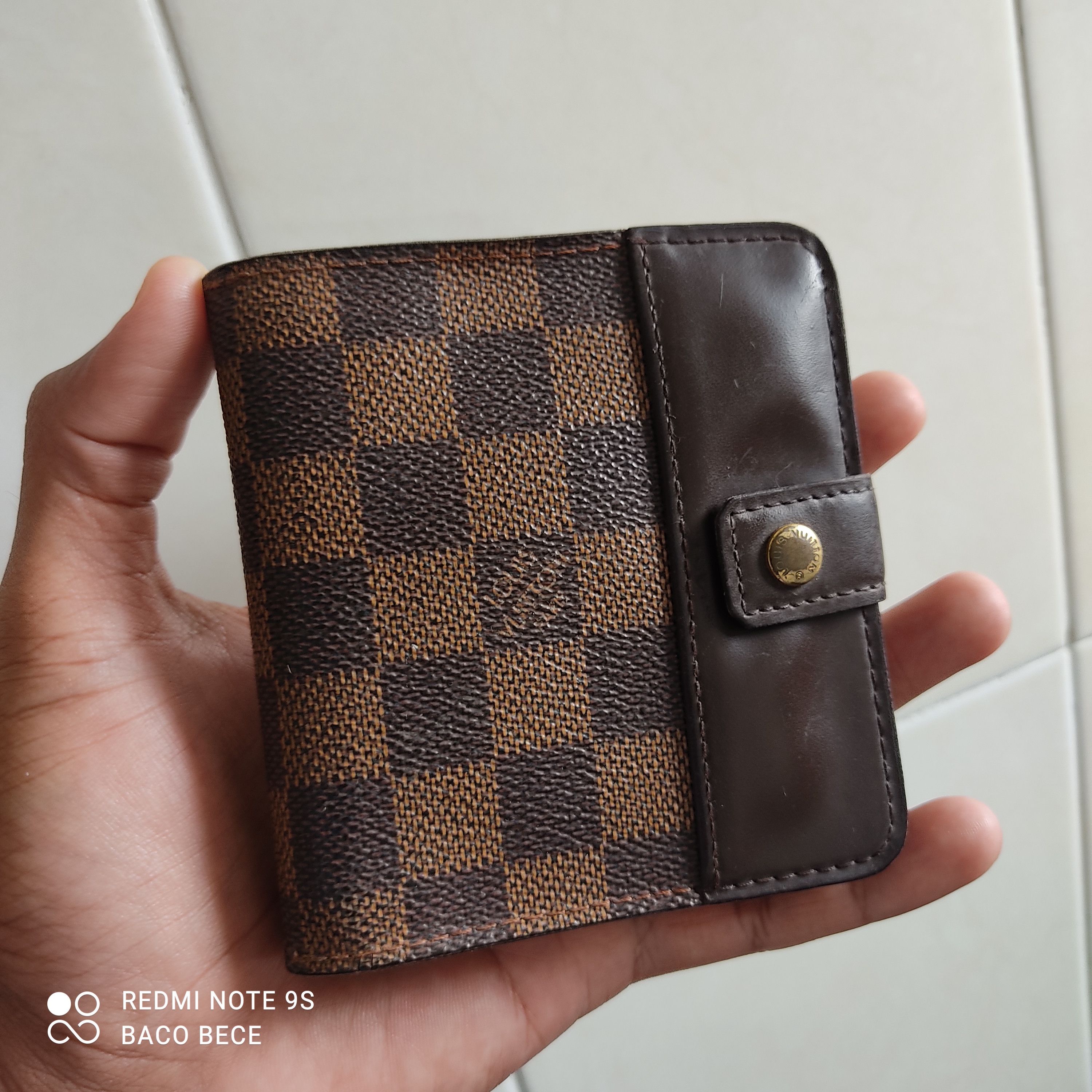 Louis Vuitton Louis Vuitton Compact Zippy Wallet in Damier Ebene Size ONE SIZE - 1 Thumbnail