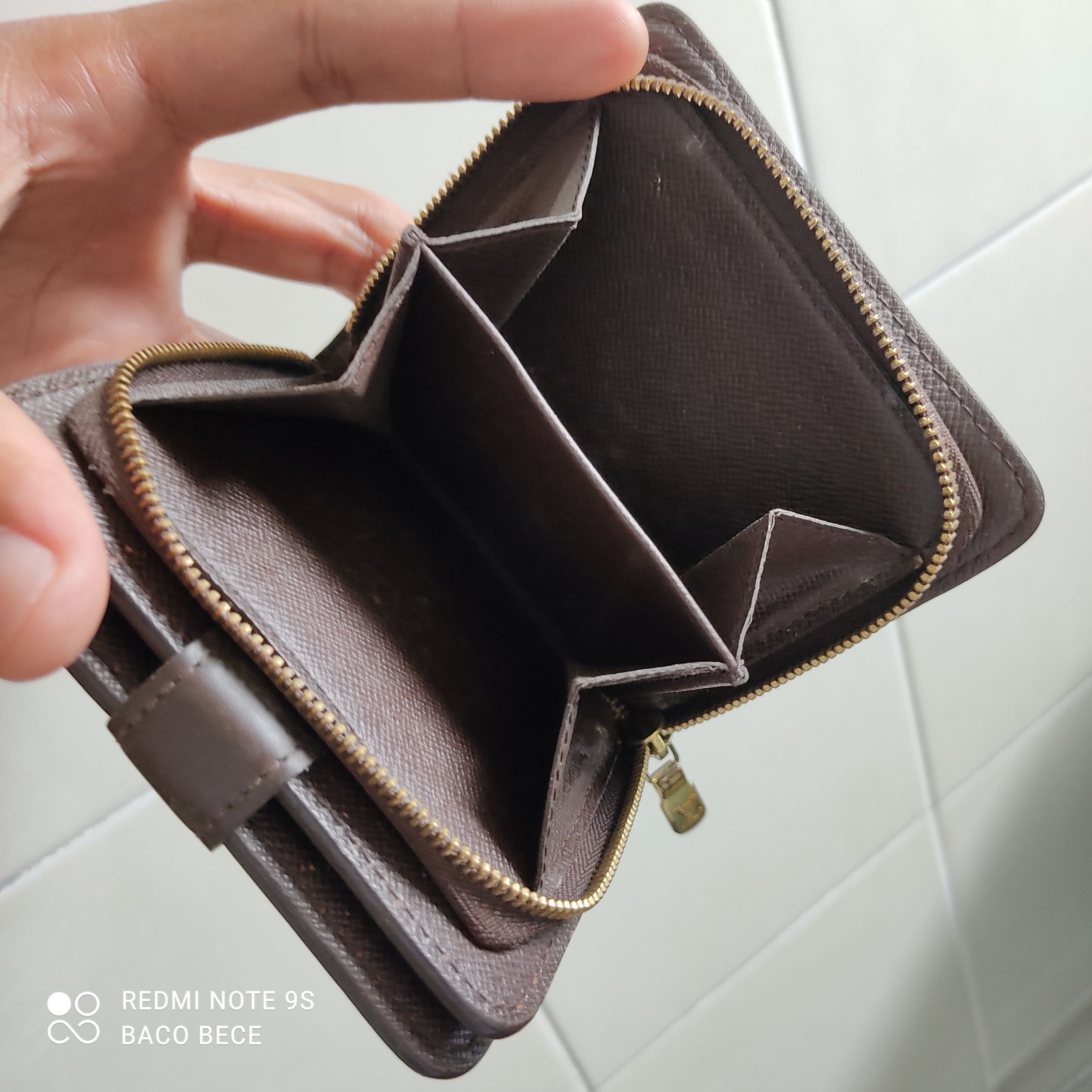 Louis Vuitton Louis Vuitton Compact Zippy Wallet in Damier Ebene Size ONE SIZE - 7 Thumbnail