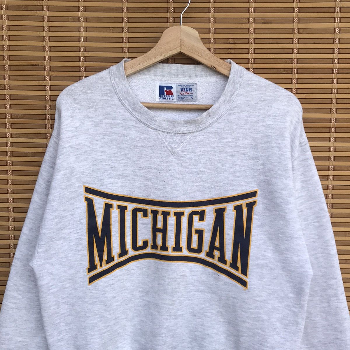 Russell Athletic Vintage 80-90s Michigan university crewneck jumper Size US S / EU 44-46 / 1 - 5 Thumbnail