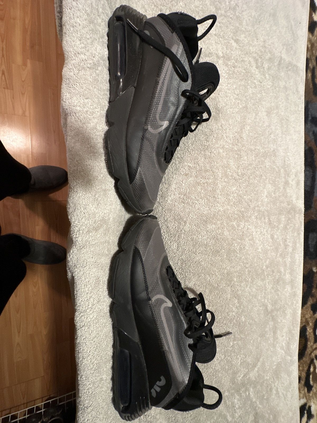 Nike airmax 2090 triple black