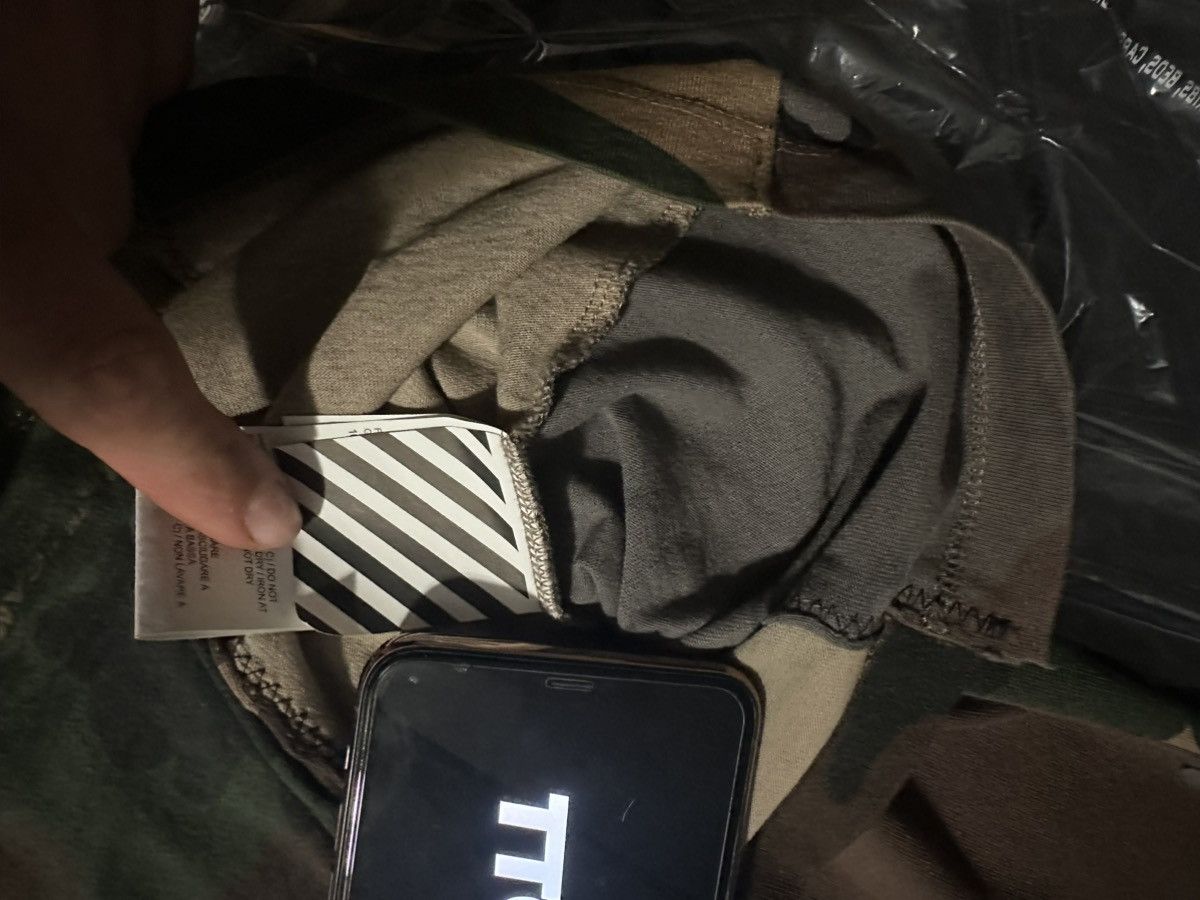 Off-White Off-White Camouflage T-Shirt Size US S / EU 44-46 / 1 - 6 Thumbnail