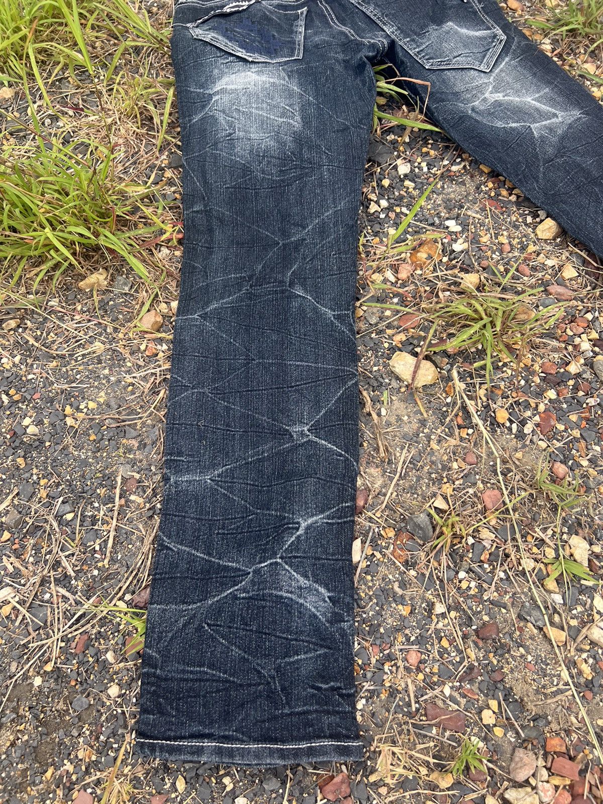 Japanese Brand × Vintage Distressed Jeans with rare design straight cut Size US 32 / EU 48 - 4 Thumbnail
