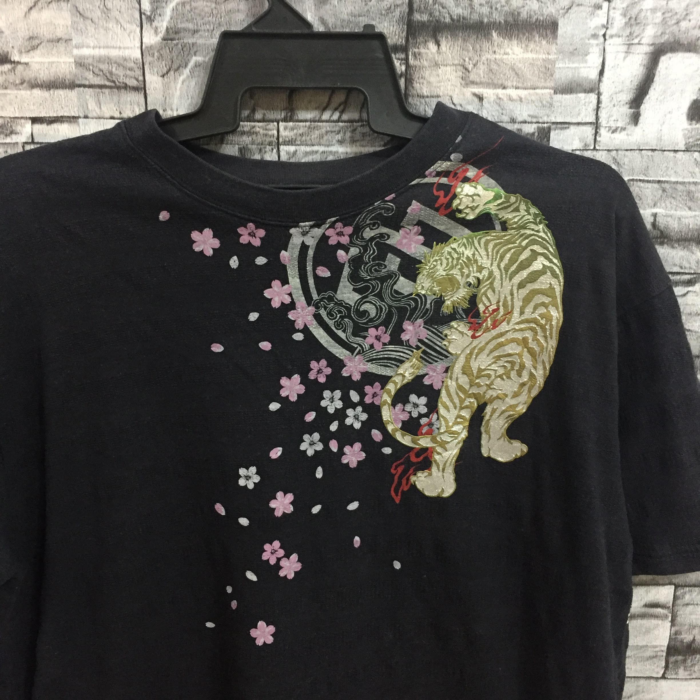 Japanese Brand Sakura Cherry Blossom TIGER t shirt size 4L fit XL black Size US XL / EU 56 / 4 - 3 Thumbnail